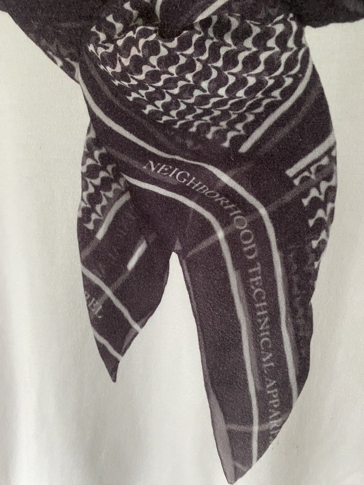 Neighborhood 2000s NHBH Shemagh hamas trompe l'oeil tee Size US M / EU 48-50 / 2 - 6 Thumbnail