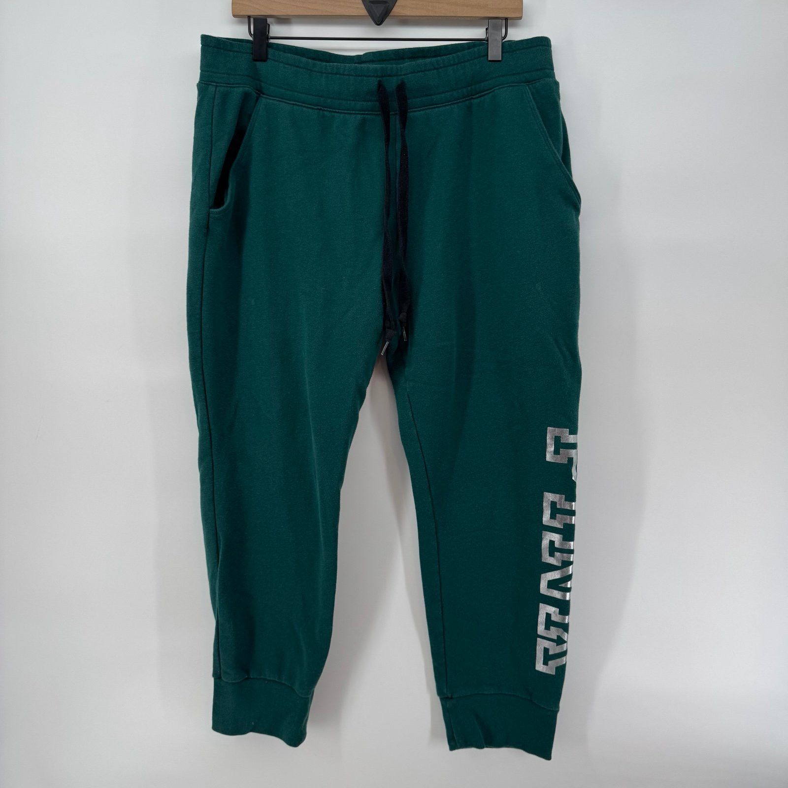 Victoria's Secret VS Pink campus pant dark green size XL Size 40" / US 18 - 1 Thumbnail