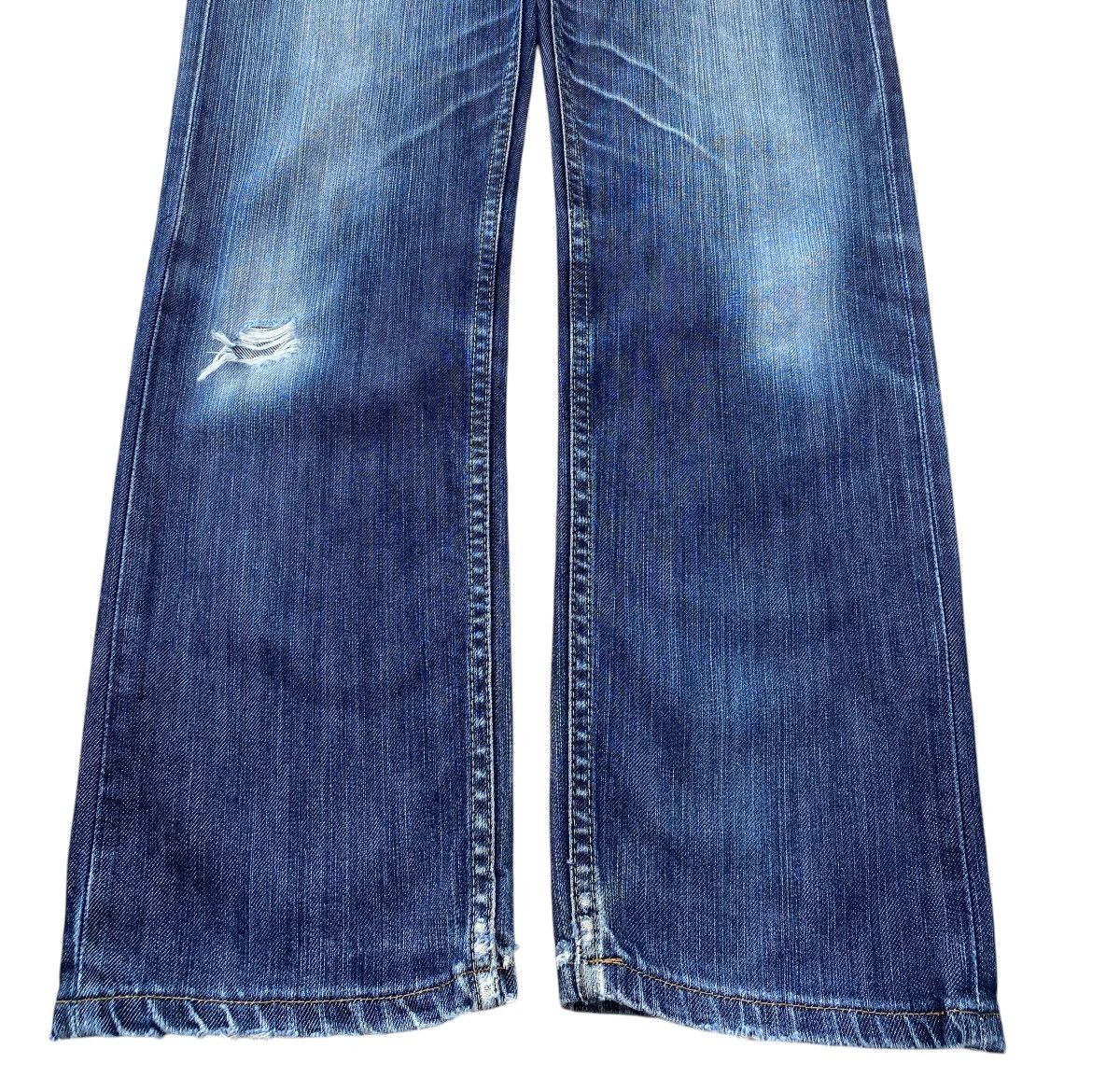 Levi's Levi’s 504 Faded Blue Wash Style Straight Leg Jeans Size US 32 / EU 48 - 5 Thumbnail