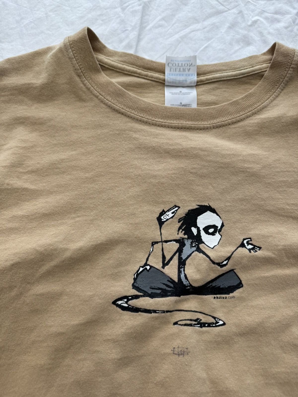 Vintage Vintage Tim Burton Style Emo Yoga T Shirt Size US L / EU 52-54 / 3 - 4 Thumbnail