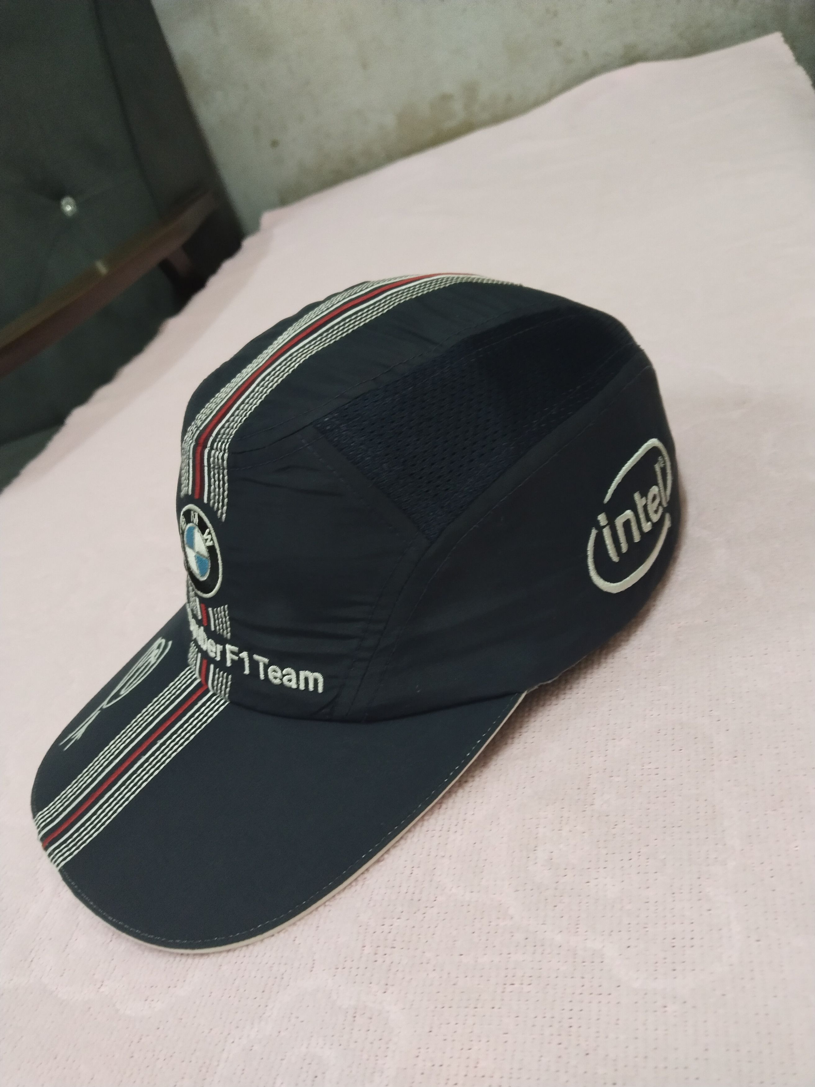 Formula 1 VINTAGE BMW SAUBER FORMULA 1 TEAM PETRONAS CAP Size ONE SIZE - 3 Thumbnail