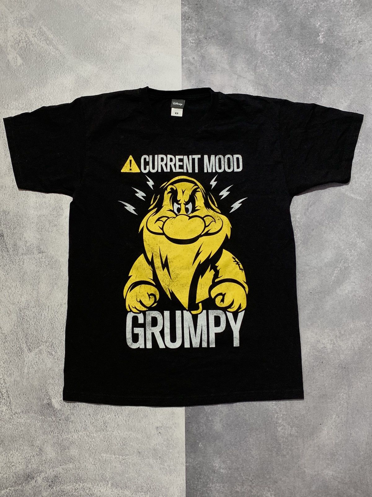 Vintage Vintage Y2K Dwarf humor tee big logo style size M Size US M / EU 48-50 / 2 - 1 Thumbnail