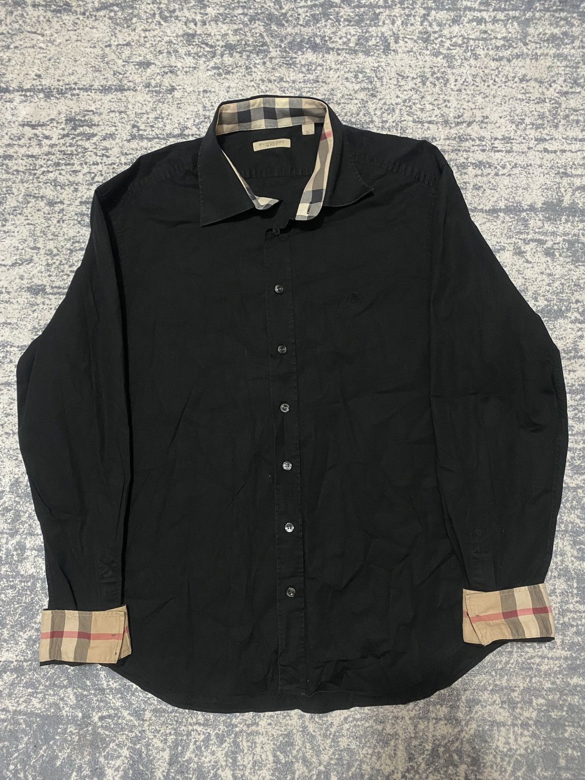 Burberry luxury shirt button up with pattern on cufs