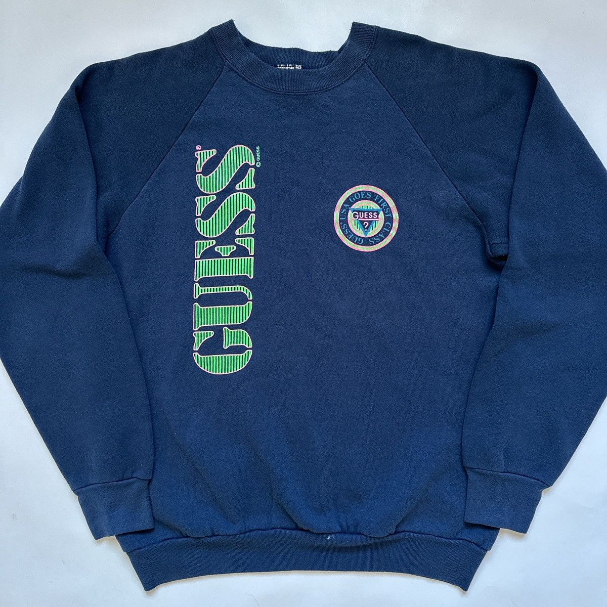Guess Vintage Guess distressed stencil stripe logo raglan crewneck Size US M / EU 48-50 / 2 - 1 Thumbnail