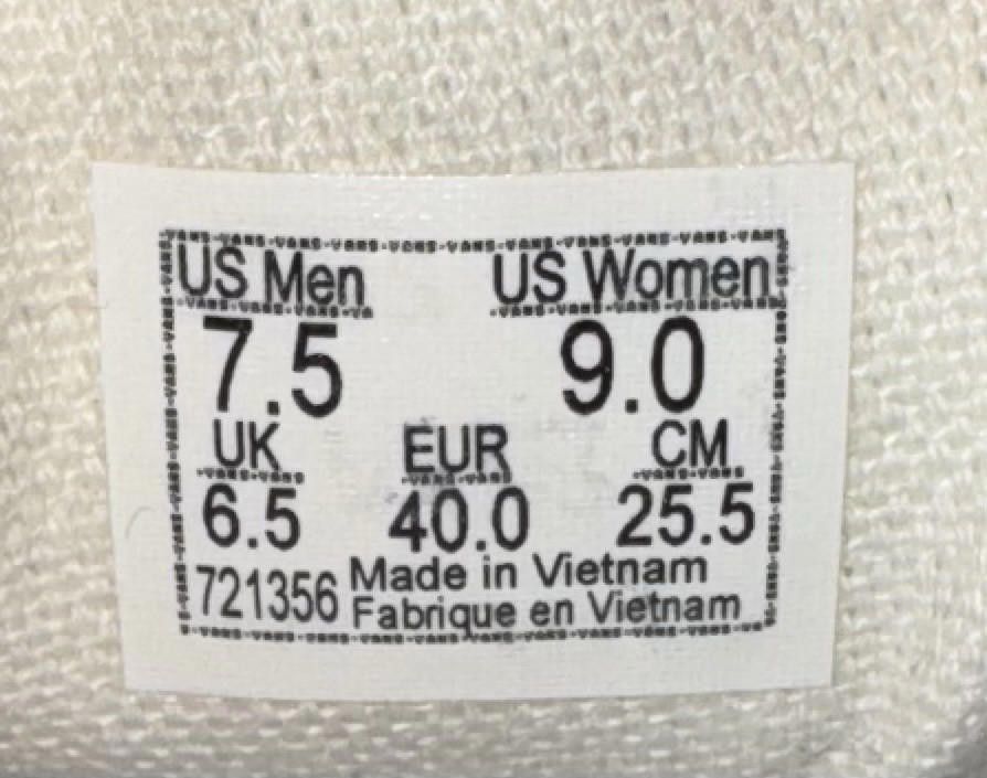 Vans Vans X SpongeBob Old Skool - 721356 - Men's Sz 7.5 WMNS 9 Size US 7.5 / EU 40-41 - 9 Thumbnail