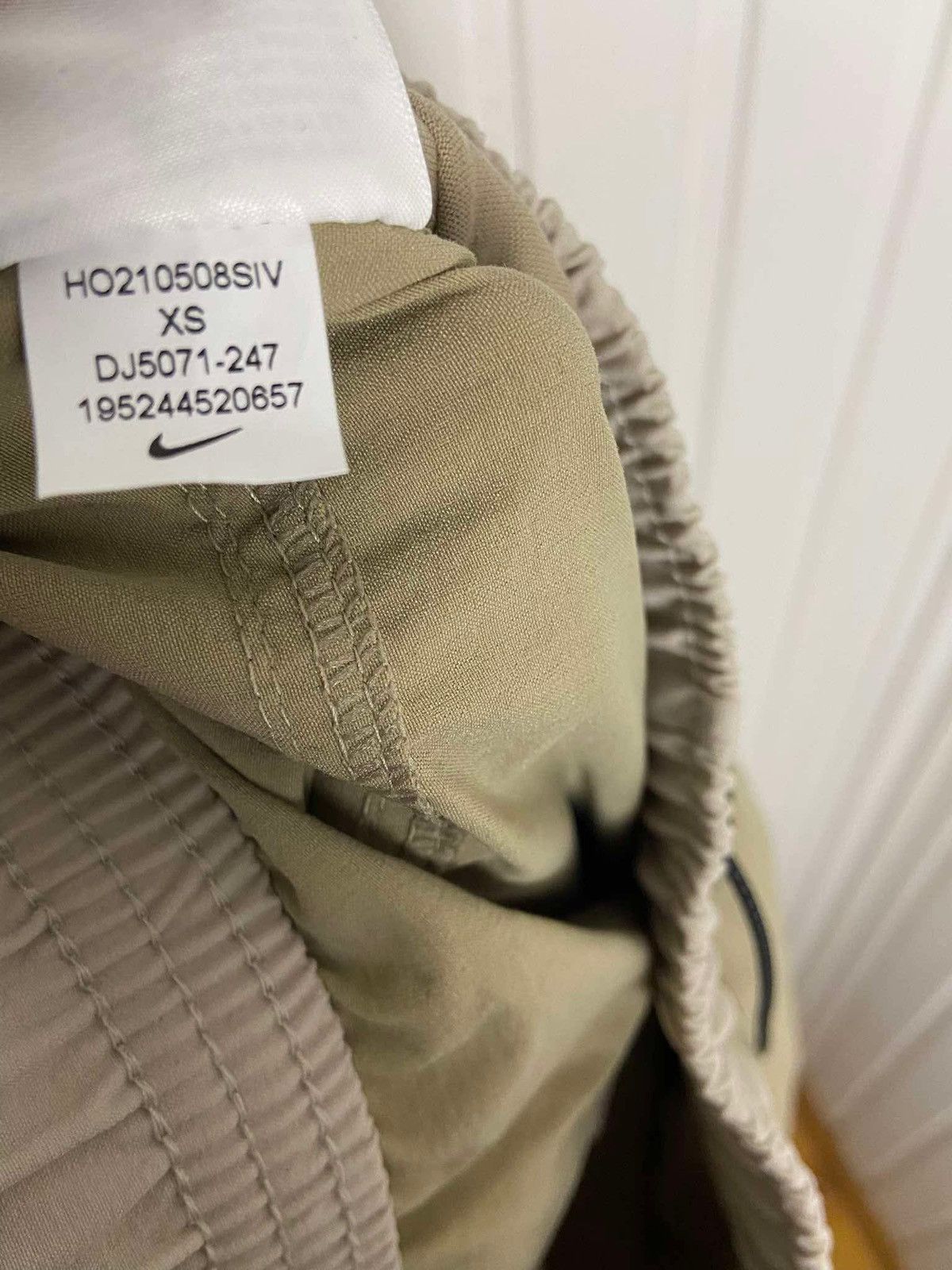 Nike New Joggers Nike Air Max Woven Cargo Rare beige Size XS Size US 30 / EU 46 - 7 Thumbnail