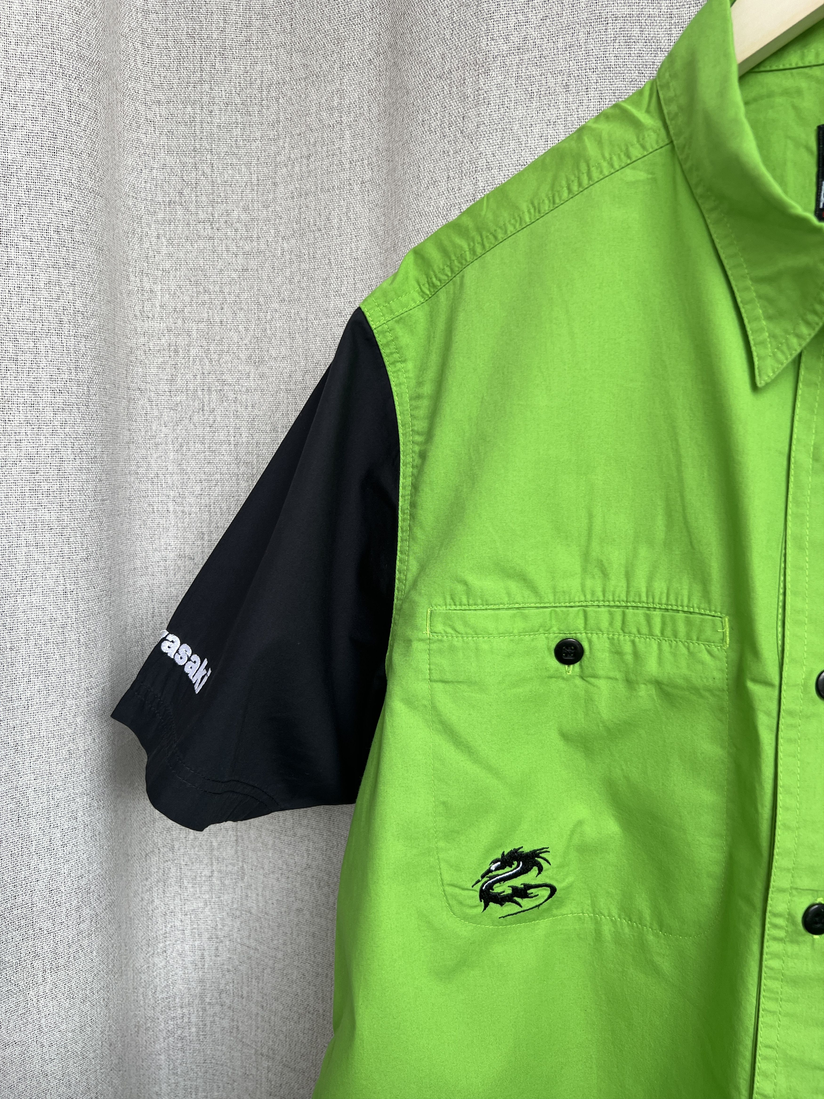 Vintage Y2K Kawasaki Ninja 2004 Moto Button Shirt Embroidery Size US L / EU 52-54 / 3 - 6 Thumbnail