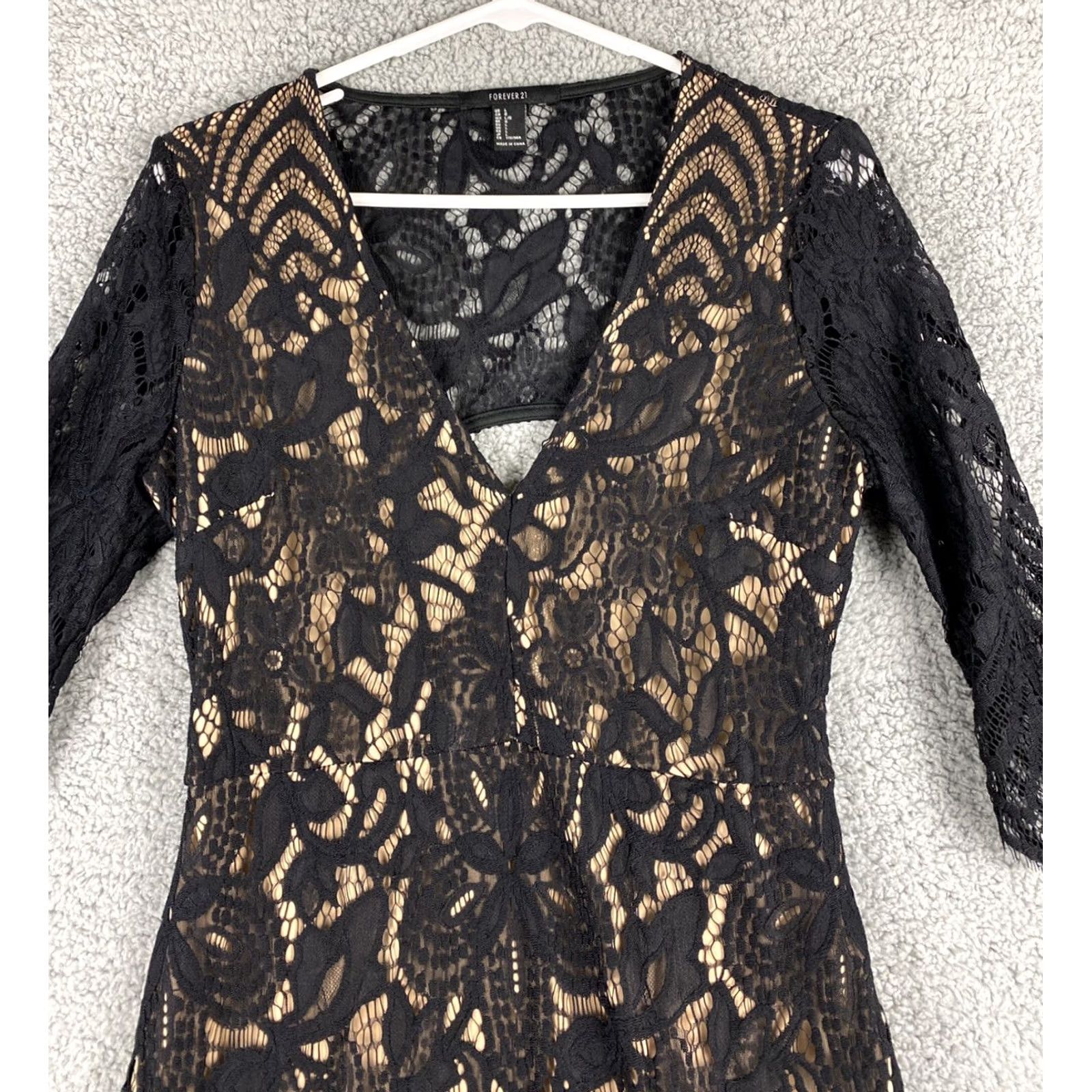 Forever 21 FOREVER 21 Dress Black Knit Sheath Lace Trim 3/4 Sleeve Women’s Large L Knee Length V-Neck Pullover Casual Knit Machine Washable Black Womens Size L / US 10 / IT 46 - 2 Thumbnail
