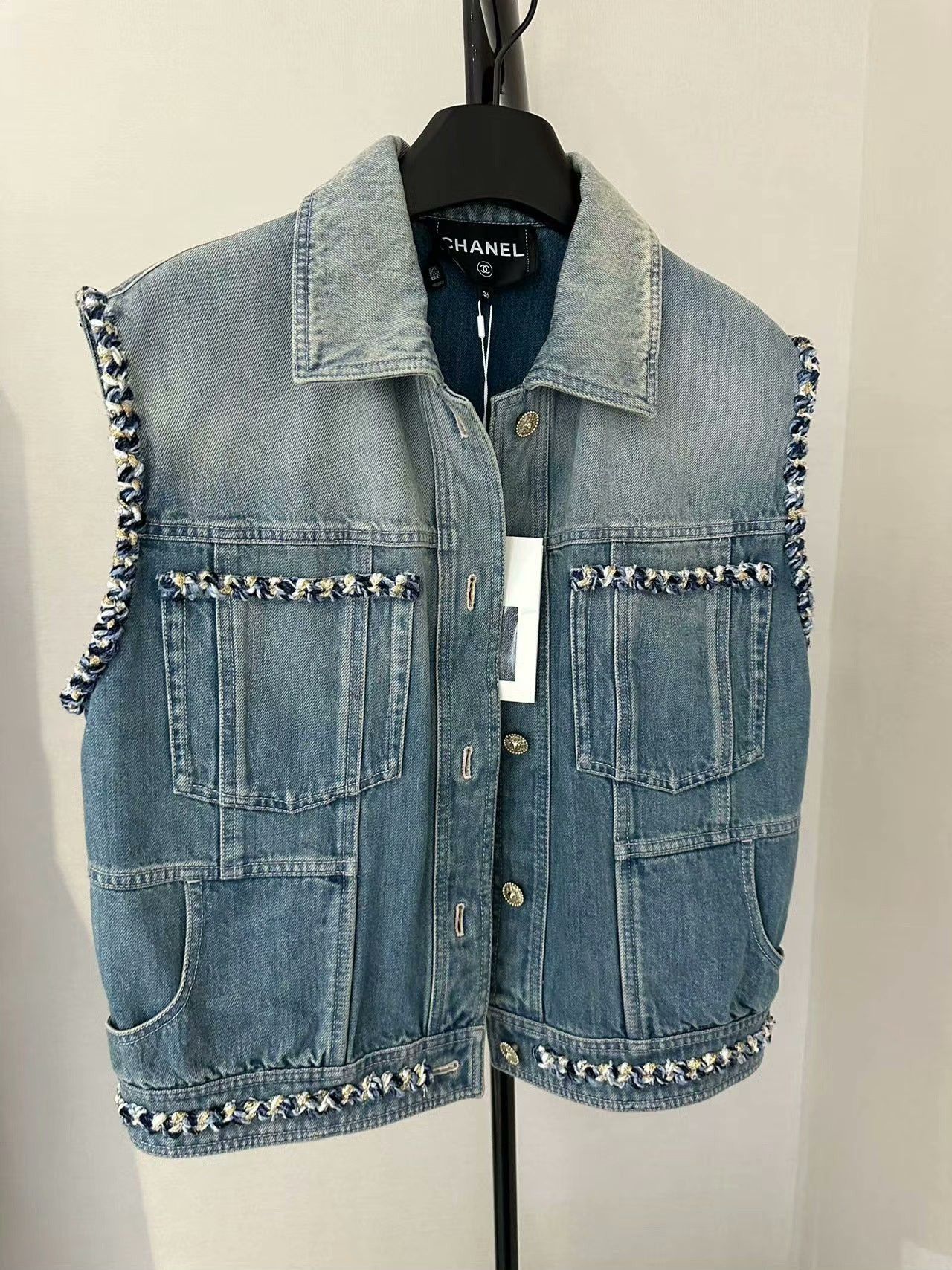 Chanel Women's Vest Size 36