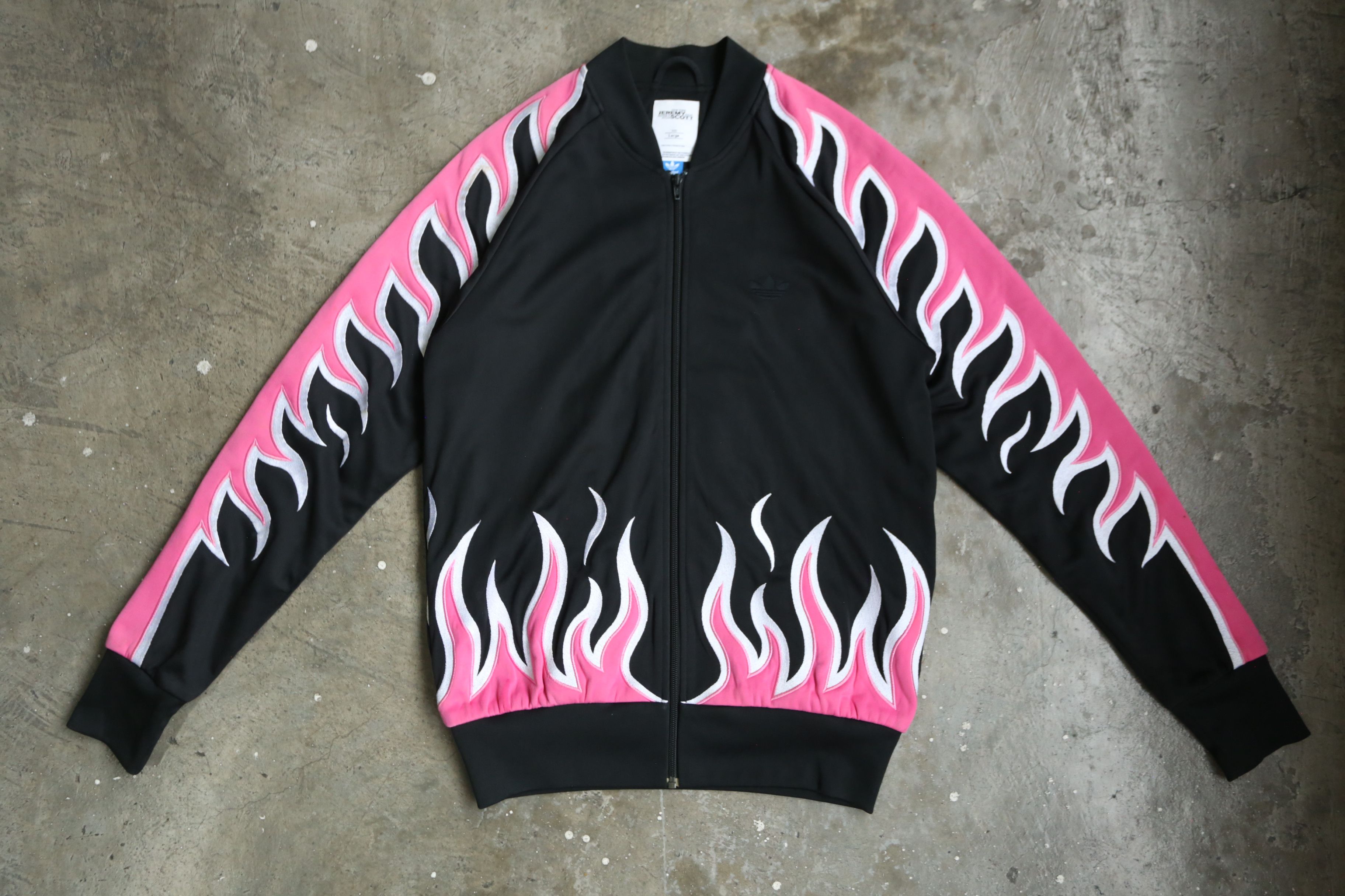 Adidas × Jeremy Scott Adidas - Jeremy Scott - S/S 11 - Pink Flames Bomber Jacket Size US L / EU 52-54 / 3 - 2 Thumbnail