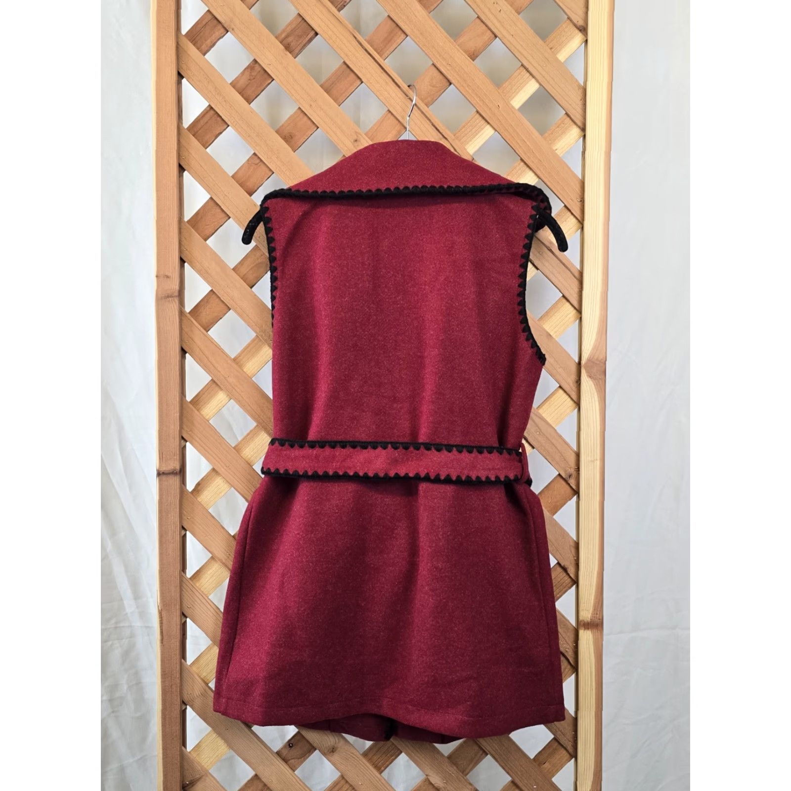 Vintage PrettyGarden NWT Women’s Tweed Vest Jacket Sleeveless Burgundy Size S - Belted Pocket Vest, Casual, Fall, Spring, Winter - Regular Women Size S / US 4 / IT 40 - 8 Thumbnail