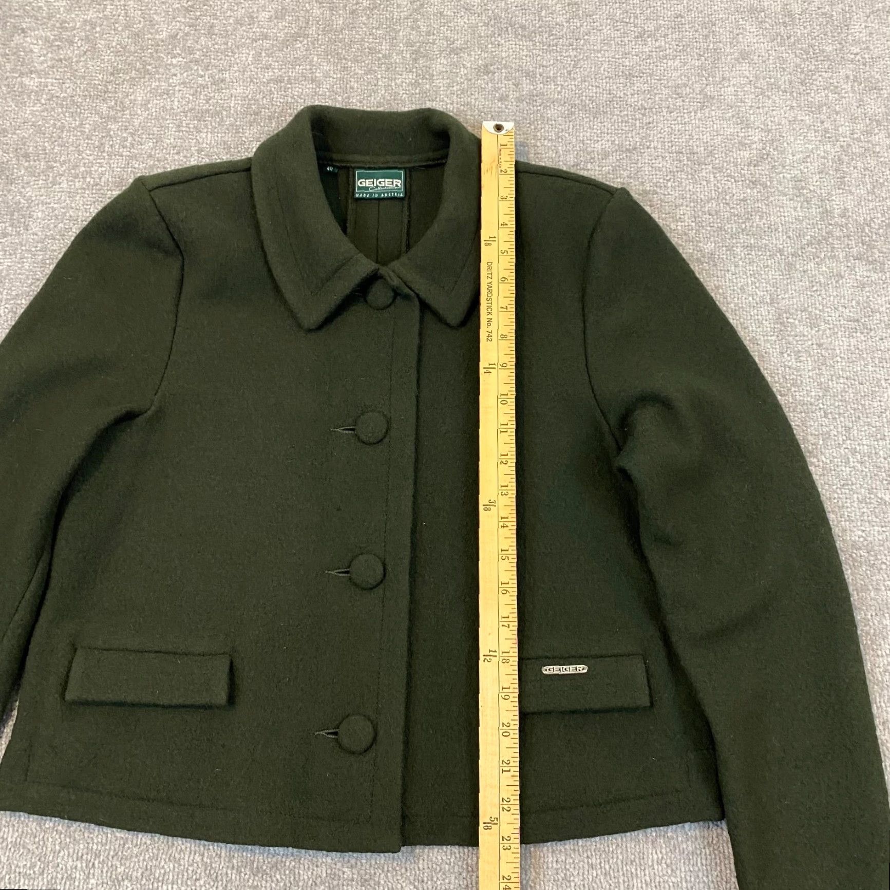 Vintage GEIGER Sweater Womens 40 Forest Green Pure New Wool Button Up Collared Austria Size S / US 4 / IT 40 - 4 Thumbnail