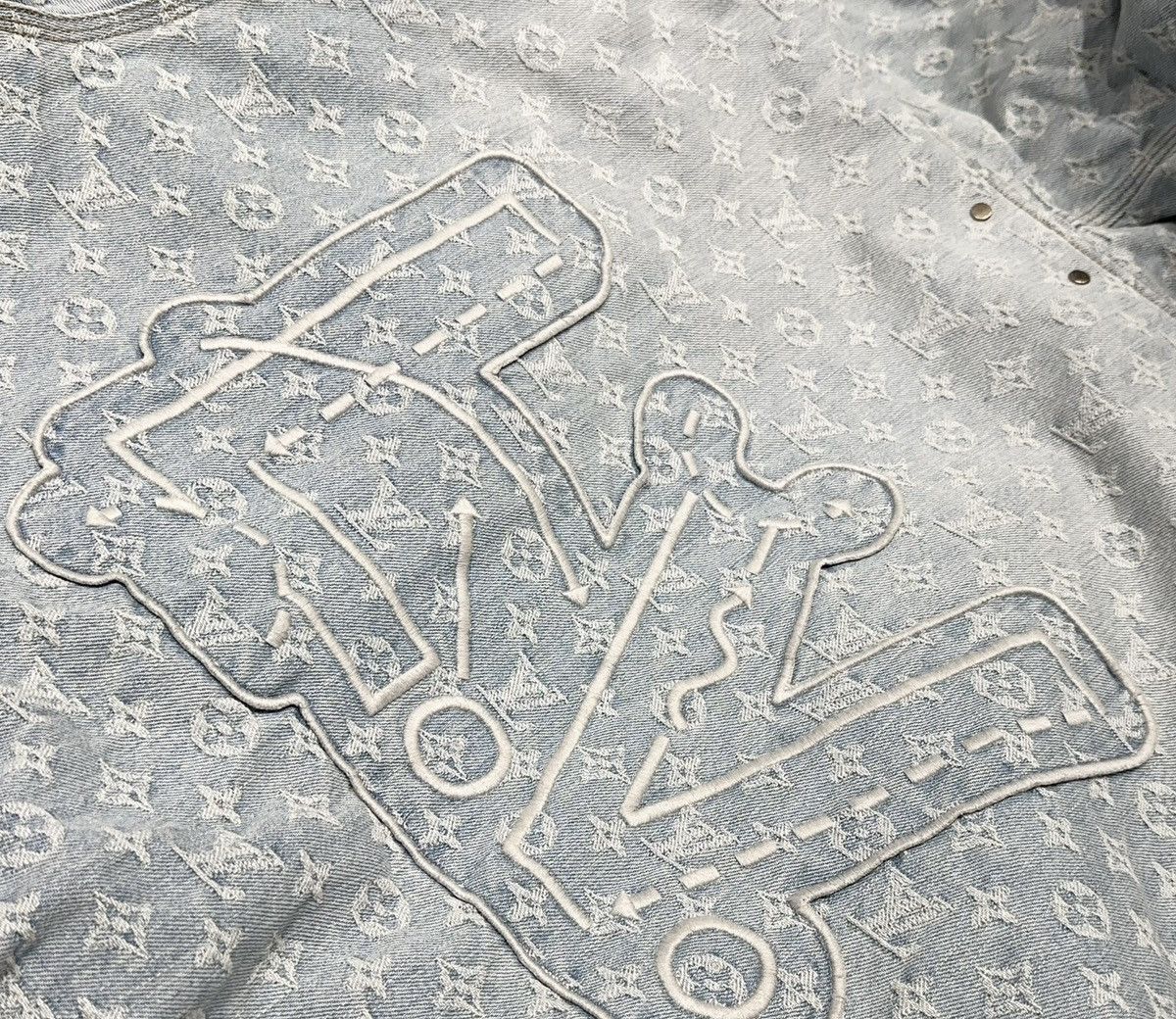 Louis Vuitton Louis Vuitton X NBA 48 Hoodie Denim Monogram Jacket Size US M / EU 48-50 / 2 - 4 Thumbnail