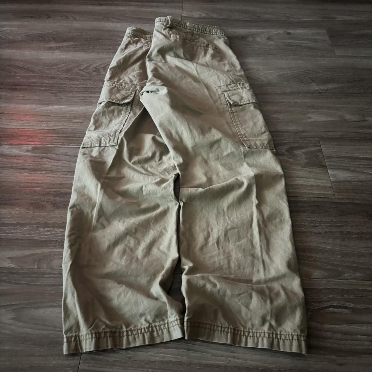 Vintage Crazy Vintage Y2K/2000s Light Khaki Essential Cargo Pants! 34x29 Size US 34 / EU 50 - 4 Thumbnail