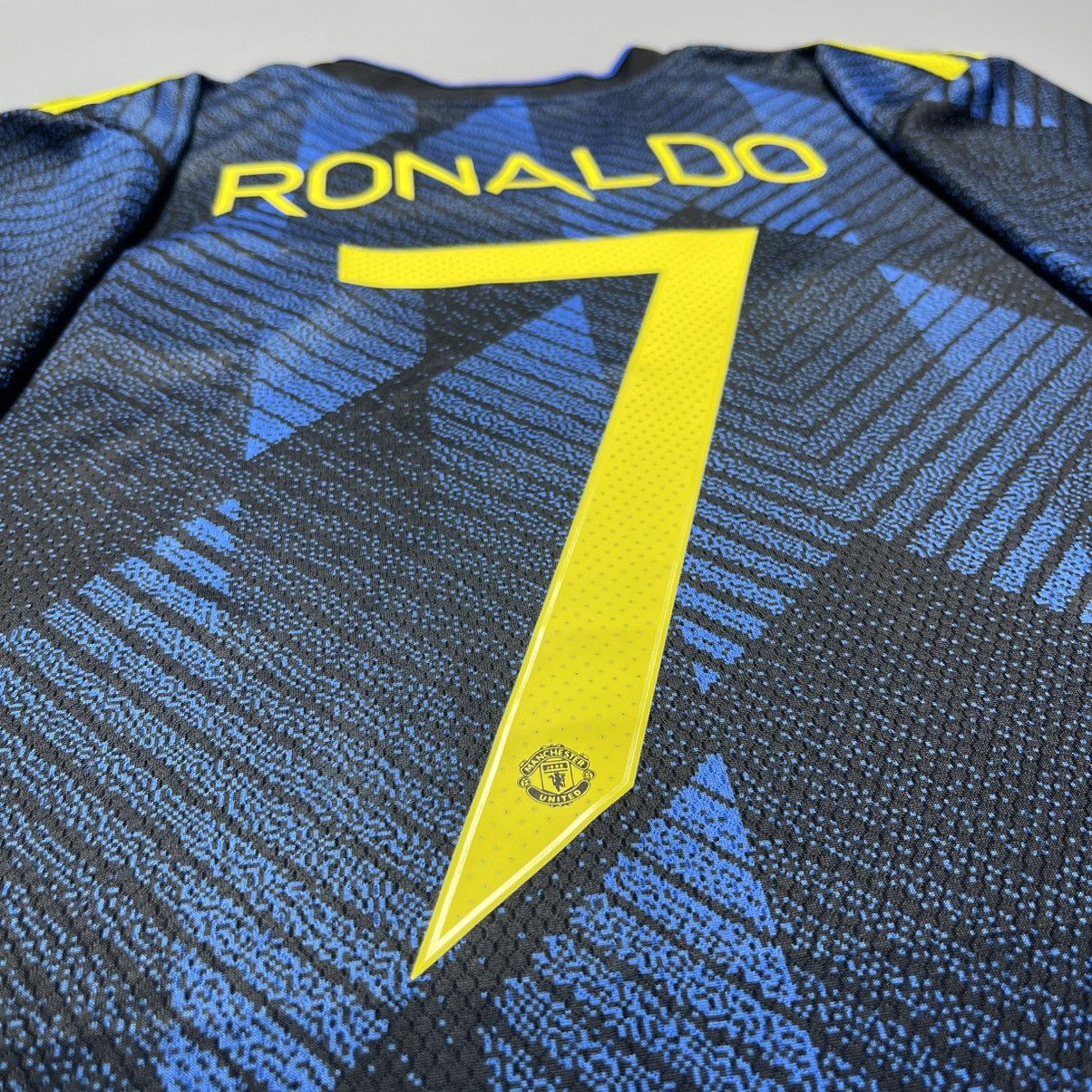 Nike MAN UNITED ADIDAS 2021/2022 FOOTBALL THIRD JERSEY #7 RONALDO Size US XL / EU 56 / 4 - 9 Thumbnail
