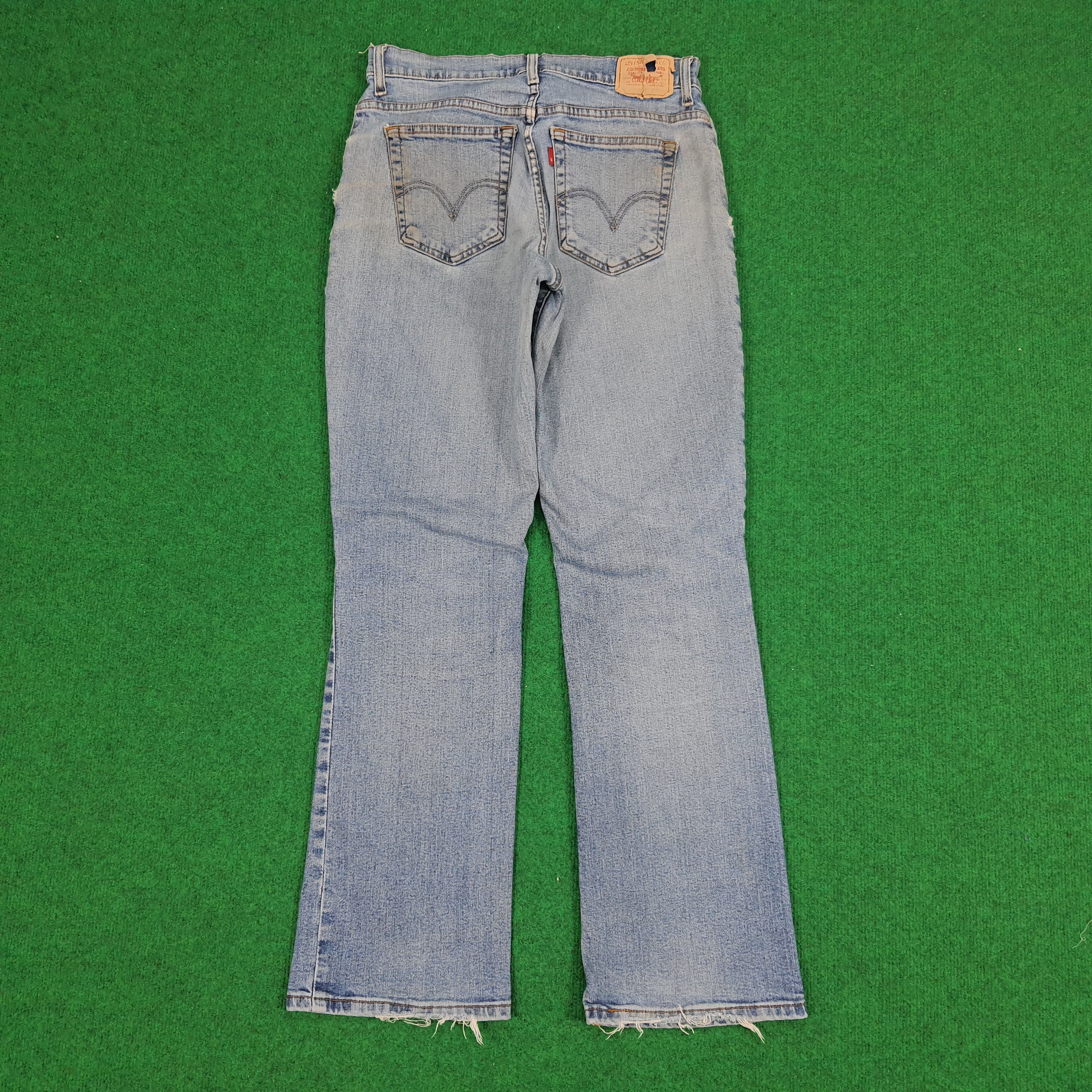 Levi's × Levi's Vintage Clothing × Vintage Vintage Levi's 550 Relaxed Boot Cut Distressed Jeans Size US 30 / EU 46 - 4 Thumbnail
