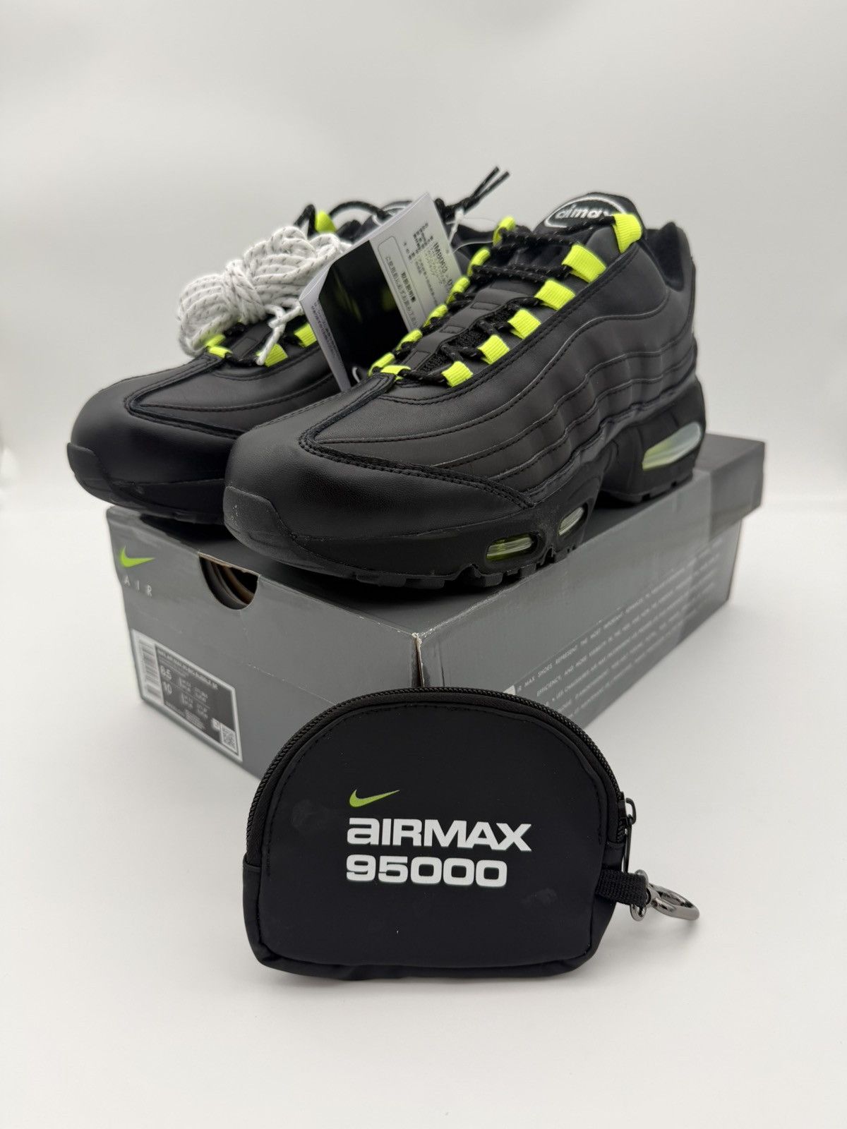 Nike × atmos Nike Air Max 95 Big Bubble SE Atmos Harajuku Size US 8.5 / EU 41-42 - 1 Thumbnail