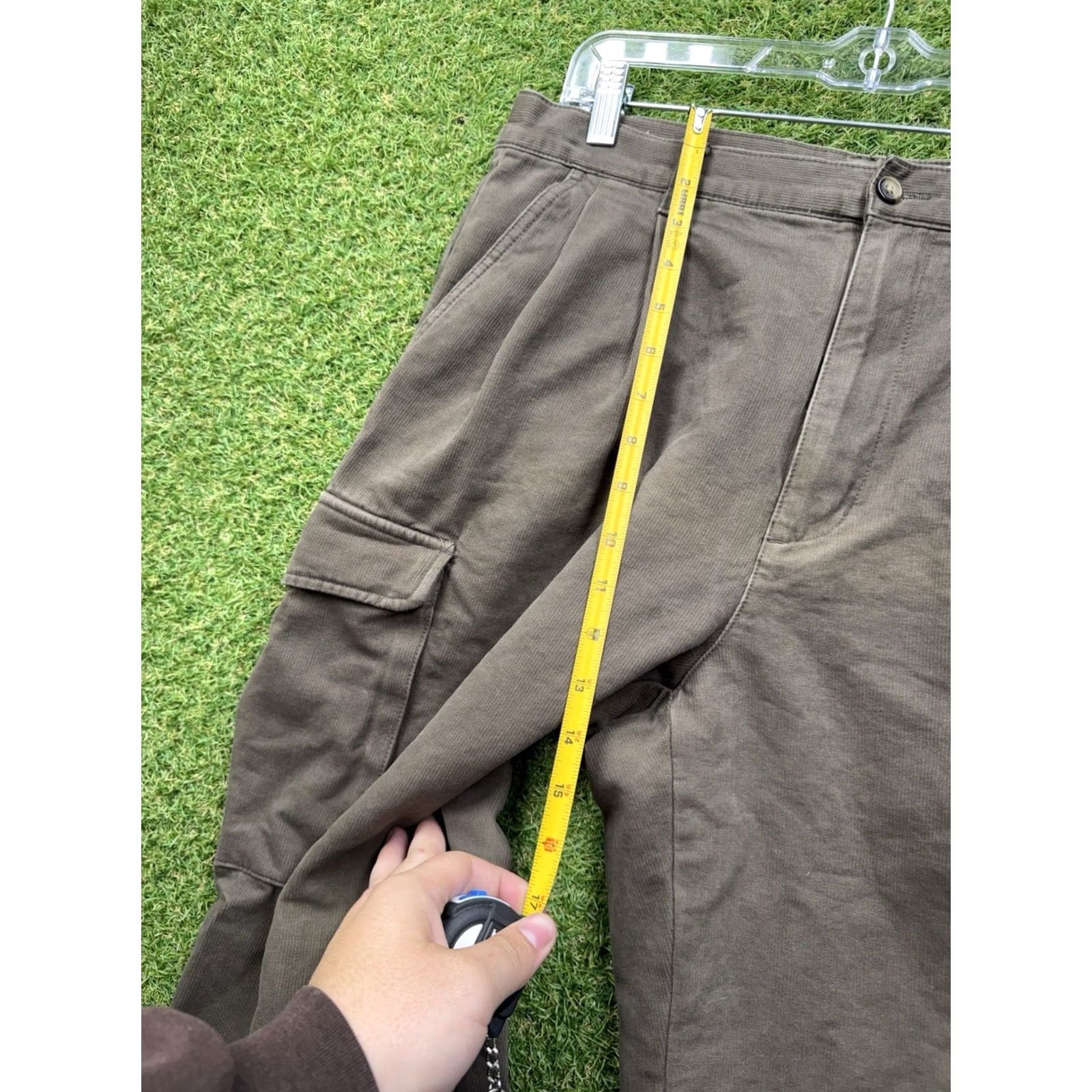 Eddie Bauer Eddie Bauer Cargo Pants Mens 34x30 Khaki Canvas Baggy Cargo Pants Y2K Vintage-Inspired? Size US 34 / EU 50 - 7 Thumbnail