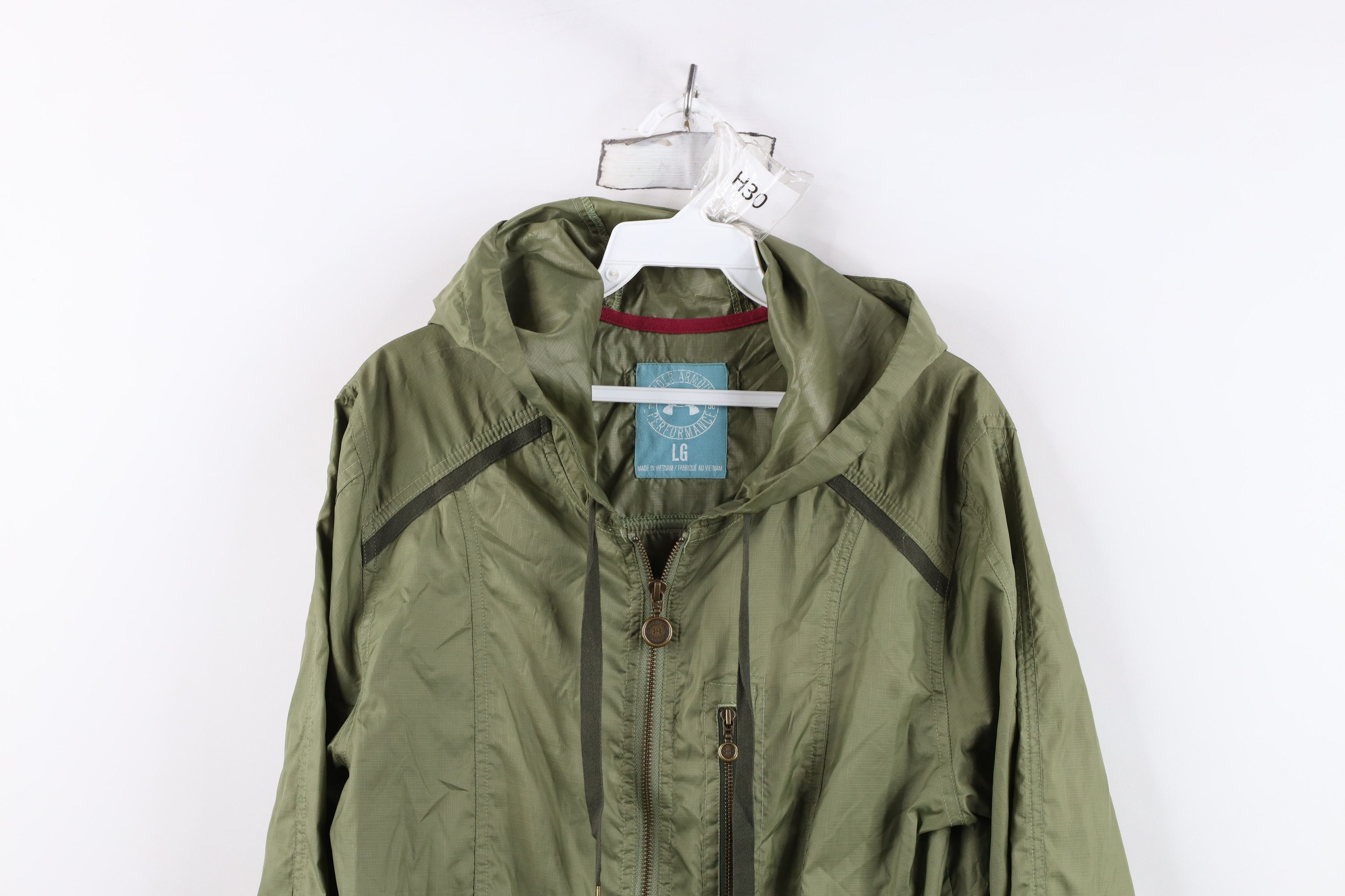 Under Armour Vintage Under Armour Full Zip Hooded Windbreaker Jacket Size L / US 10 / IT 46 - 2 Thumbnail