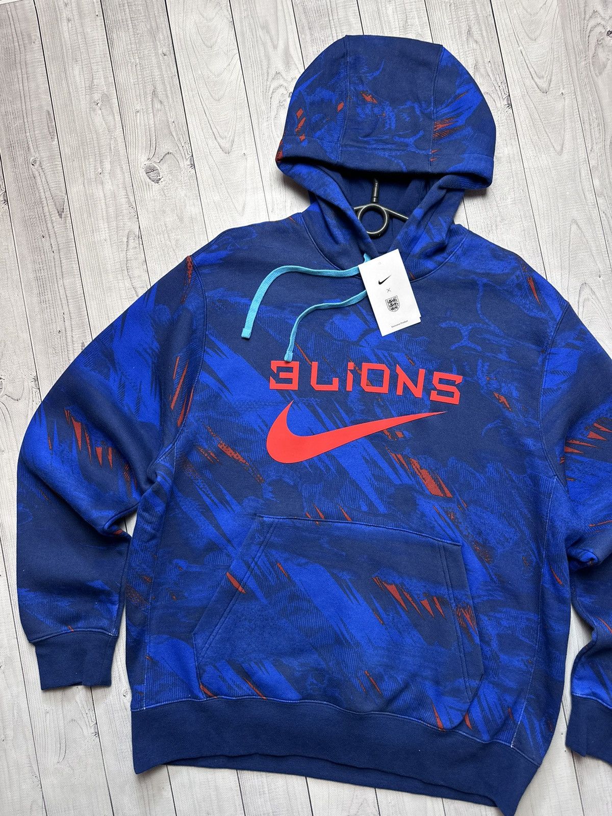 Nike Nike England 3 Lions size L logo soccer hoodie Size US L / EU 52-54 / 3 - 3 Thumbnail