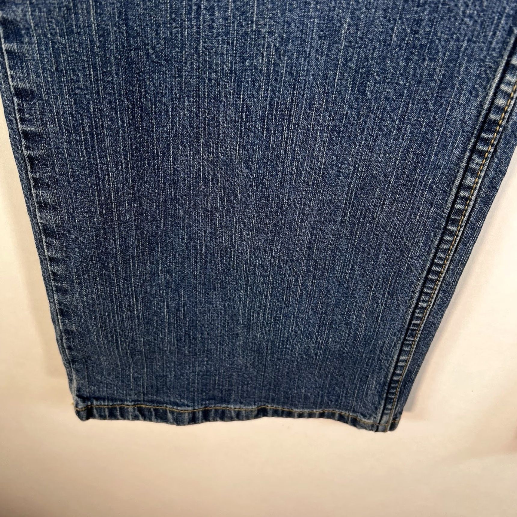 Levi's VINTAGE Levi's Signature Modern Boot Cut Jeans Women's 18 Blue Denim 40x32 NWT Size 40" / US 18 - 7 Thumbnail