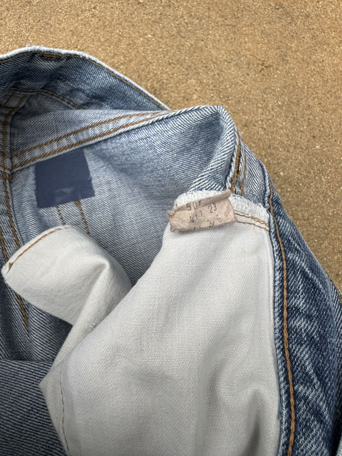 Levi's × Vintage Vtg 70’s Levis 501xx Redline Selvedge Distressed Jeans 28x28 Size US 28 / EU 44 - 6 Thumbnail