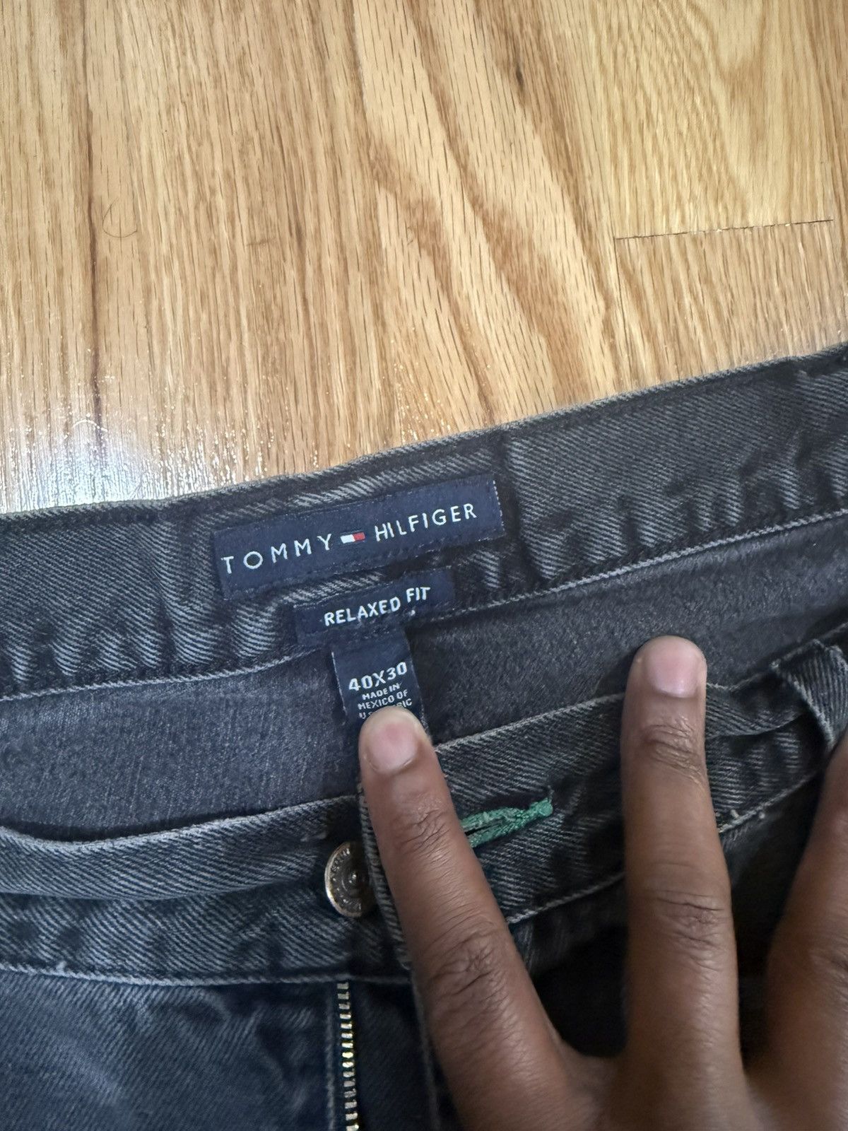 Tommy Hilfiger Tommy Hilfiger Relaxed Fit Vintage Denim Size US 40 / EU 56 - 3 Thumbnail