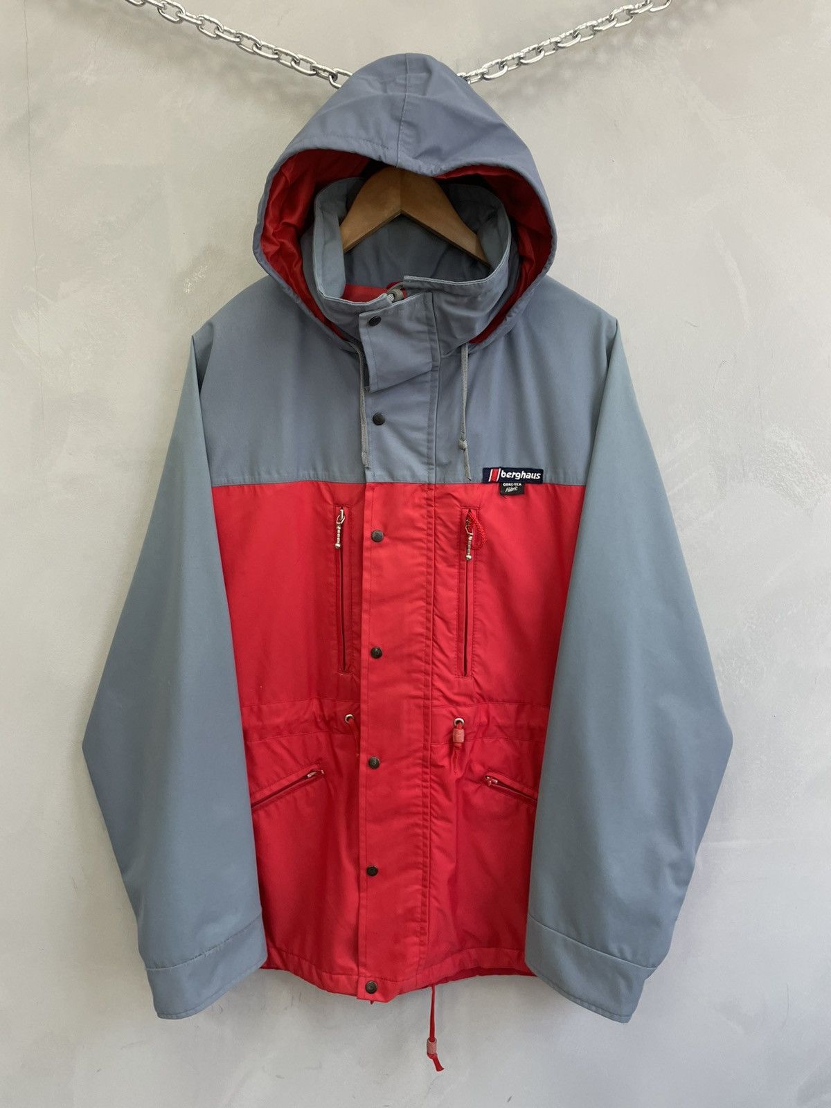 Berghaus Retro 90s Gore Tex Berghaus rain hood jacket rare hype Size US L / EU 52-54 / 3 - 1 Thumbnail