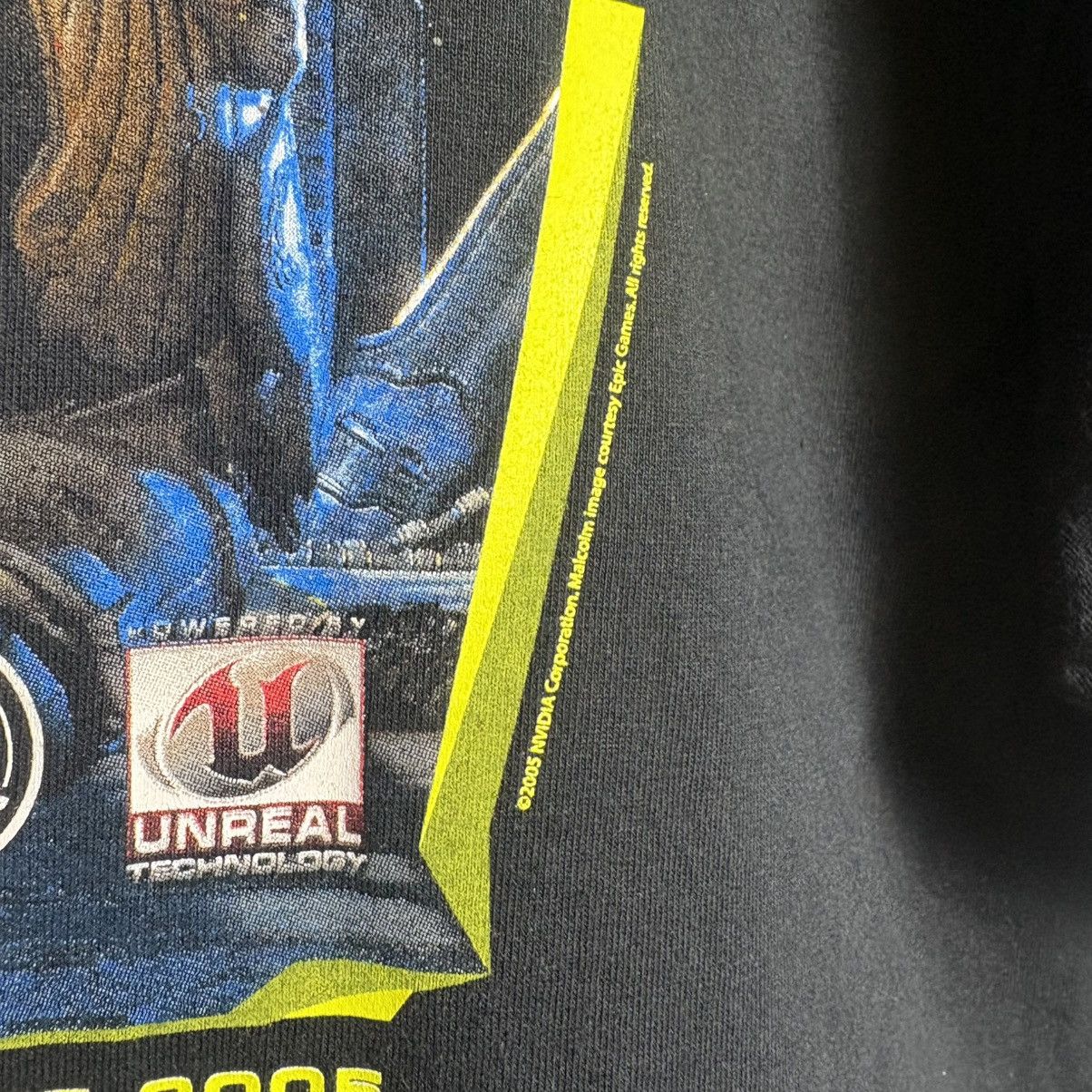 Microsoft Vintage 00s Nvidia Sci-Fi Shooting Game Graphic T-Shirt Size US XL / EU 56 / 4 - 4 Thumbnail
