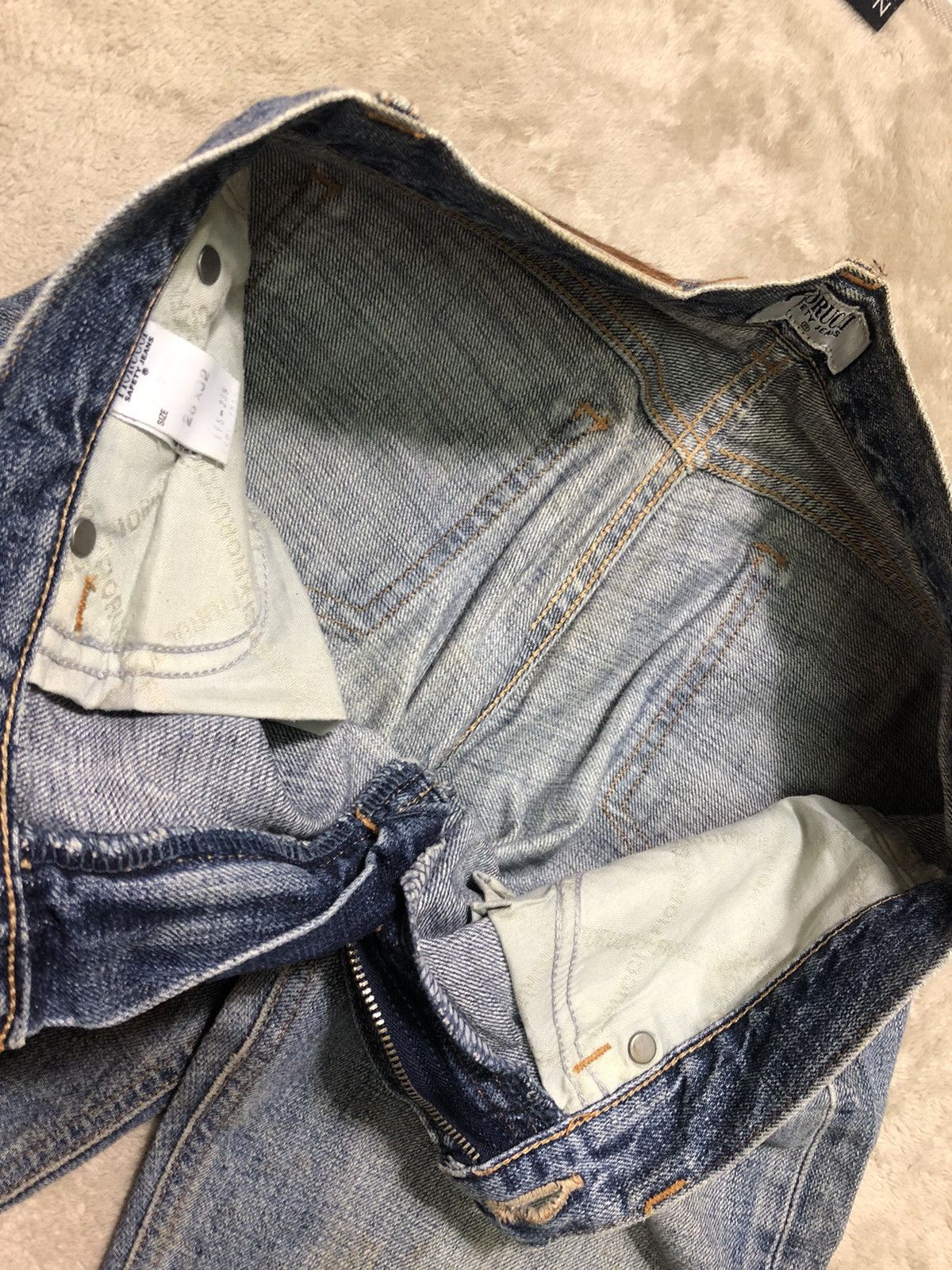 Fiorucci × Vintage Vintage Fiorucci Distressed Denim Straight Cut Made In Japan Size US 28 / EU 44 - 9 Thumbnail
