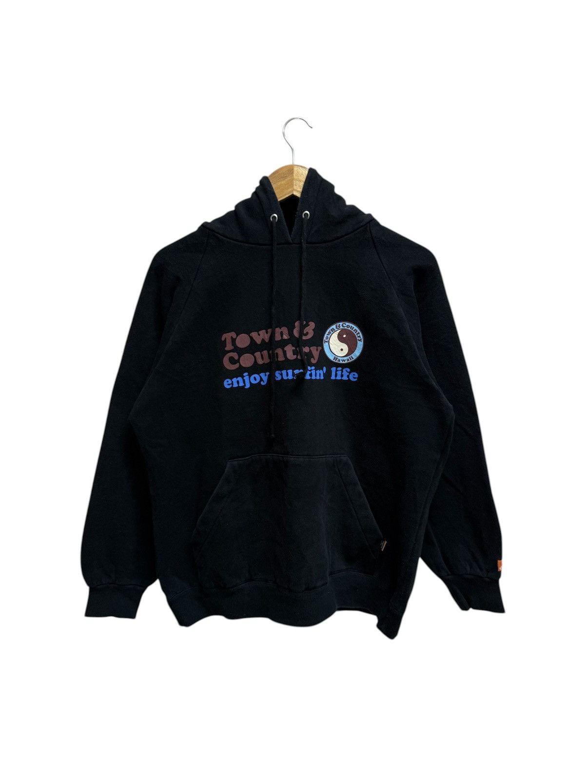 Vintage Vintage Town & Country Enjoy Surfing Pullover Sweater Hoodie Size US M / EU 48-50 / 2 - 1 Thumbnail