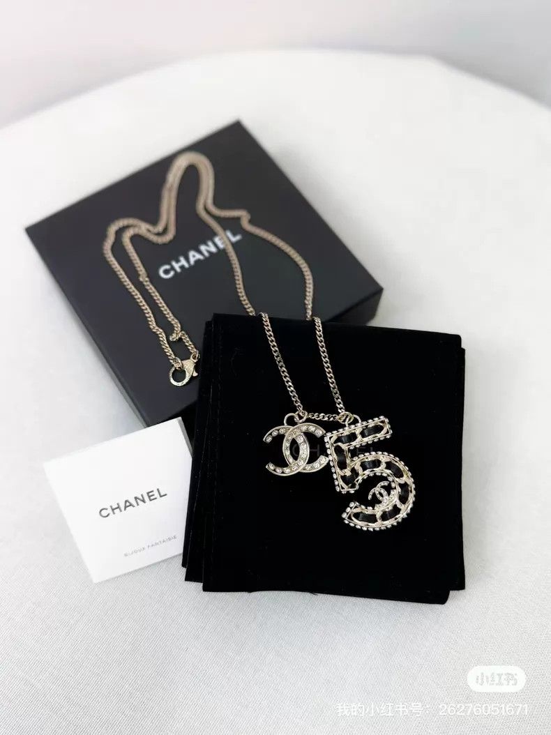 Chanel Chanel Leather necklace, sweater chain Size ONE SIZE - 5 Thumbnail
