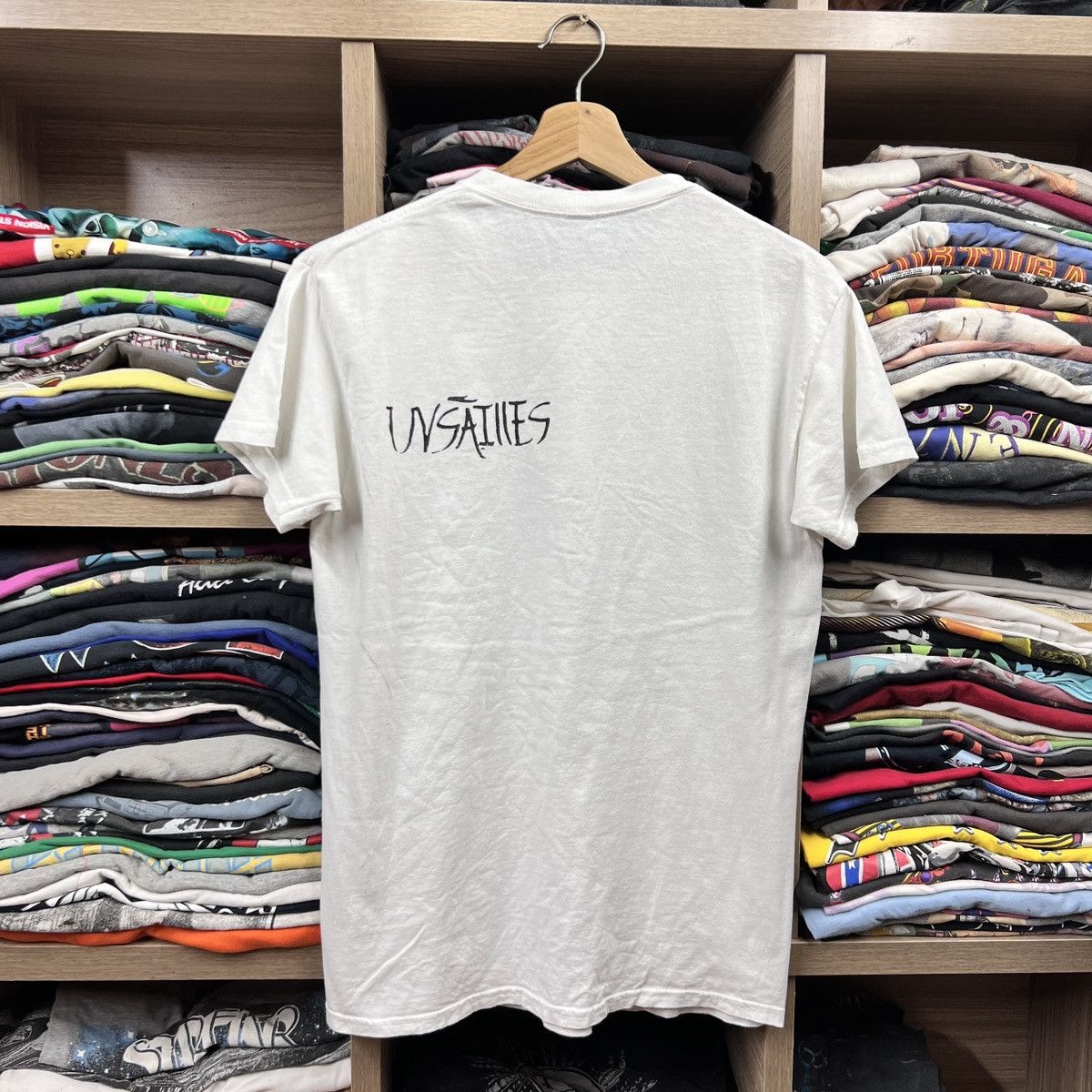 Band Tees UVSAILLES RIOT TEE SIZE MEDIUM Size US M / EU 48-50 / 2 - 2 Thumbnail