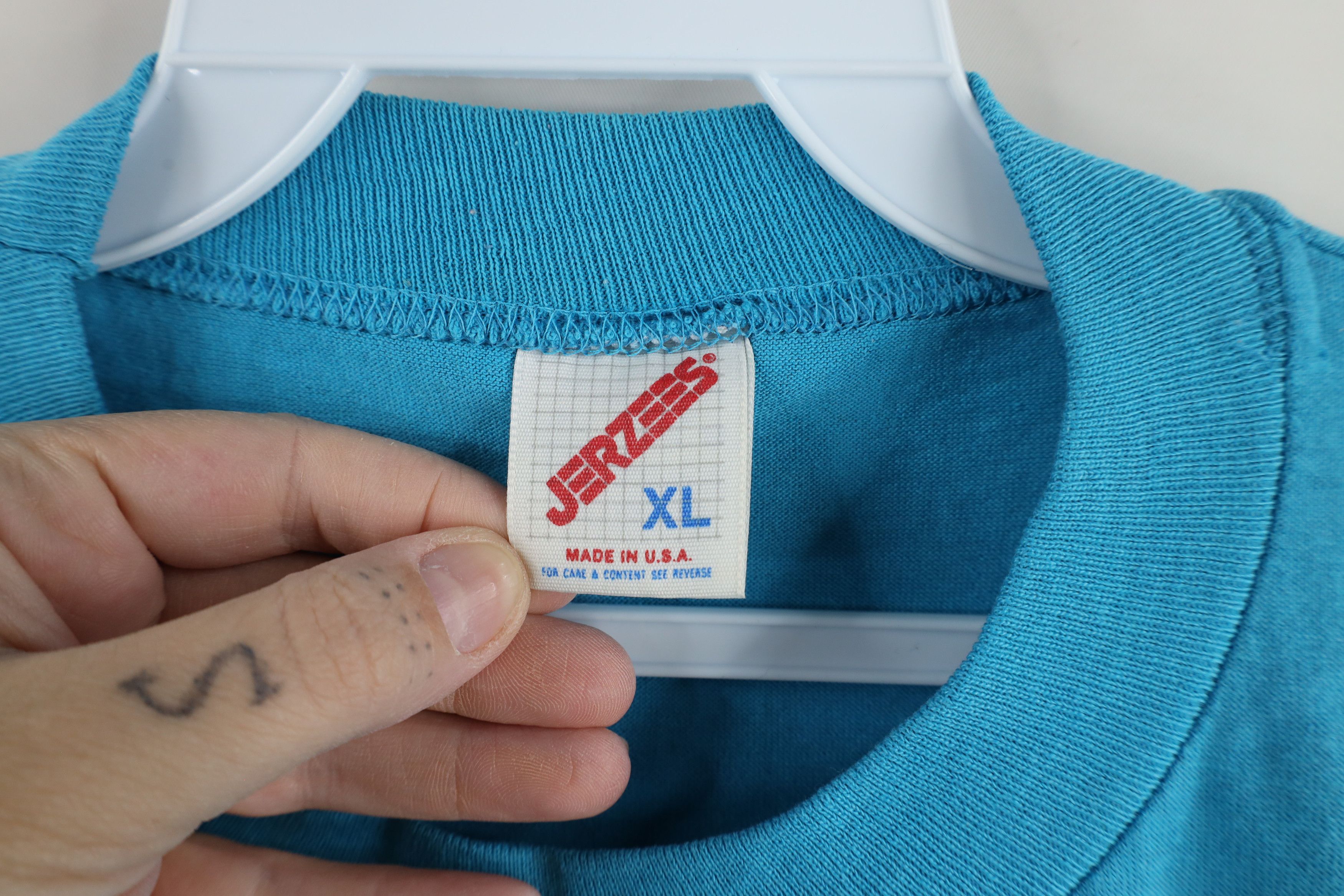 Vintage Vintage 90s Unless You're a Wine or Cheese T-Shirt USA Size US XL / EU 56 / 4 - 9 Thumbnail