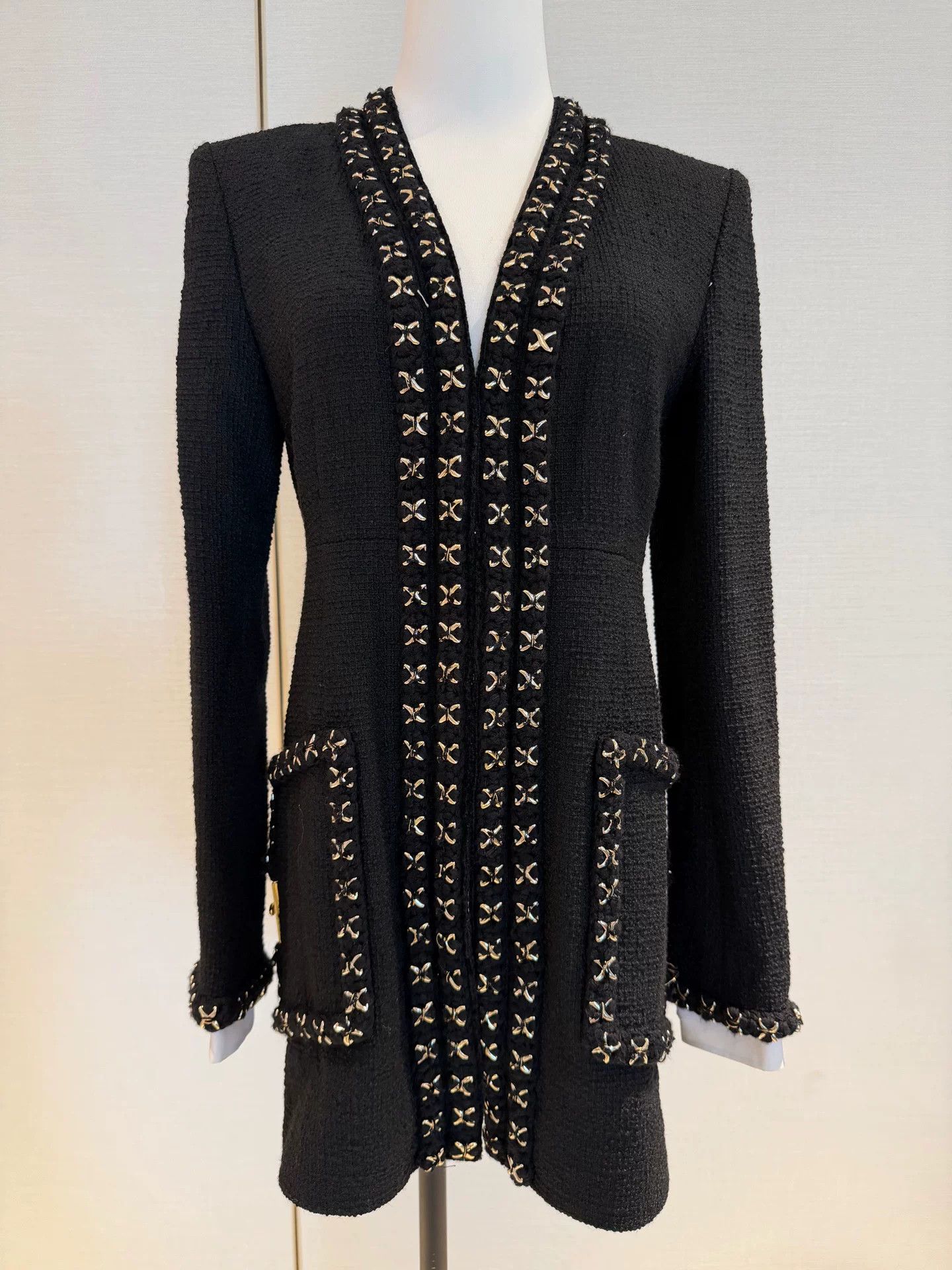 Chanel Chanel Metiers d'Art Black Gold Coat Size US XS / EU 42 / 0 - 1 Thumbnail