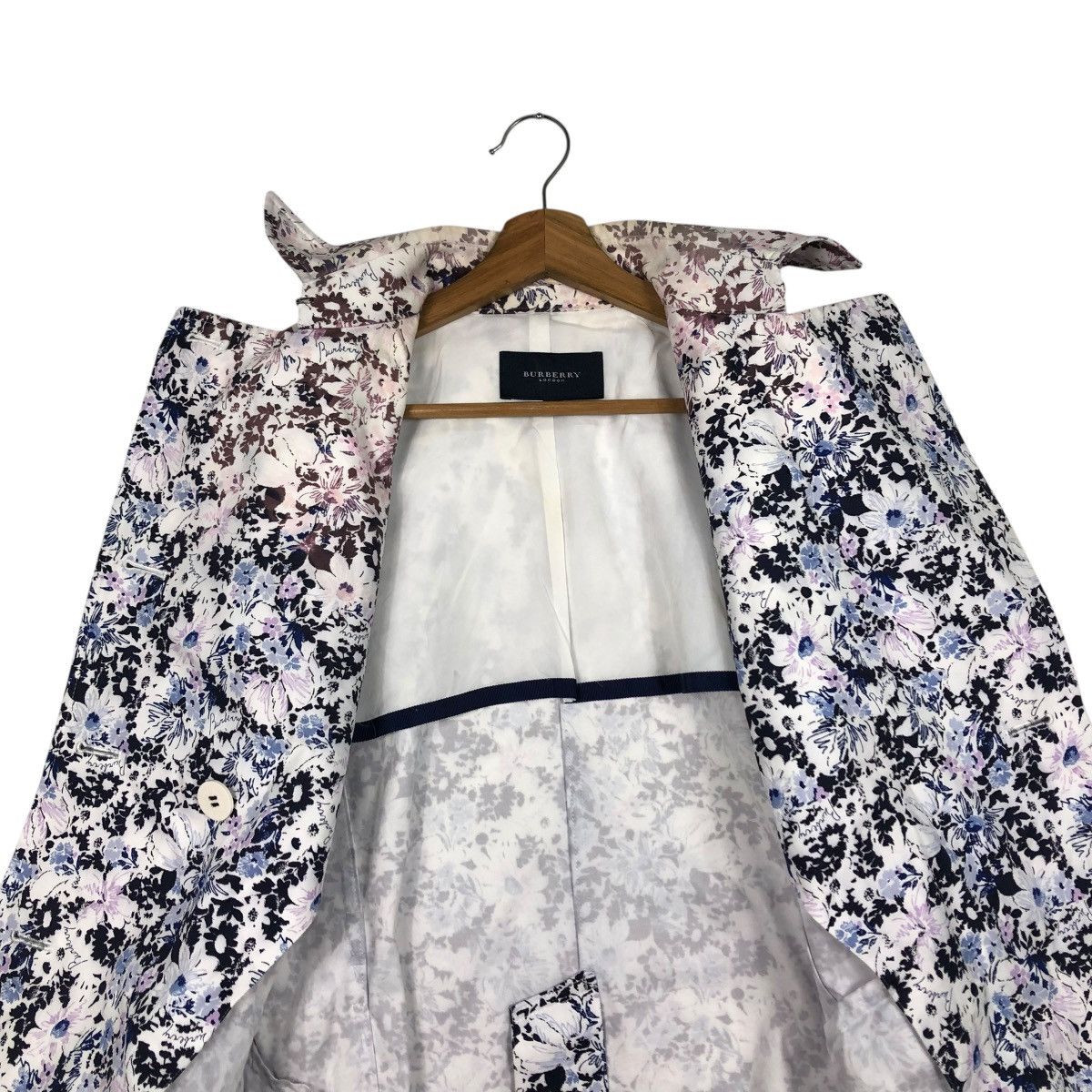 Burberry 🔥VINTAGE CHORE JACKET BURBERRY LONDON FLORAL FULL PRINT Size US S / EU 44-46 / 1 - 16 Thumbnail
