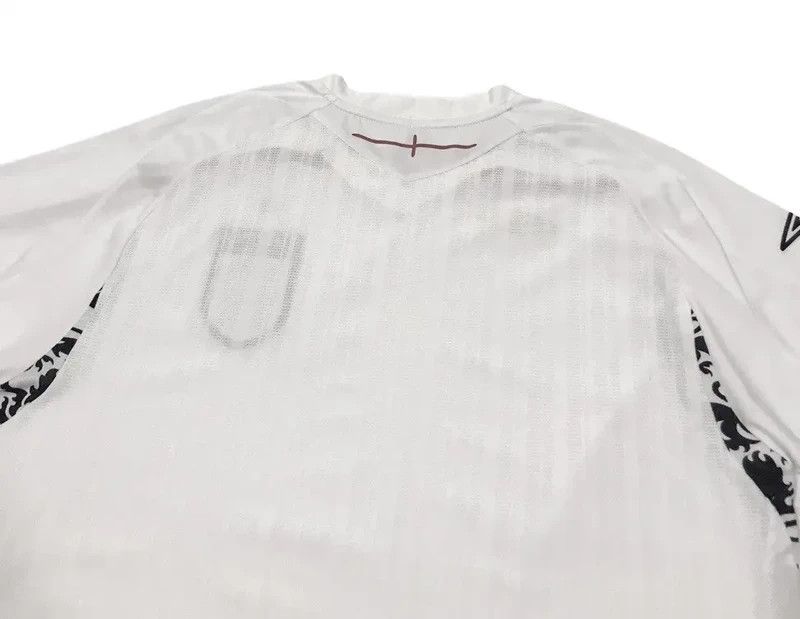 Umbro England 2007-09 Home Football T-Shirt Size XL Size US XL / EU 56 / 4 - 4 Thumbnail