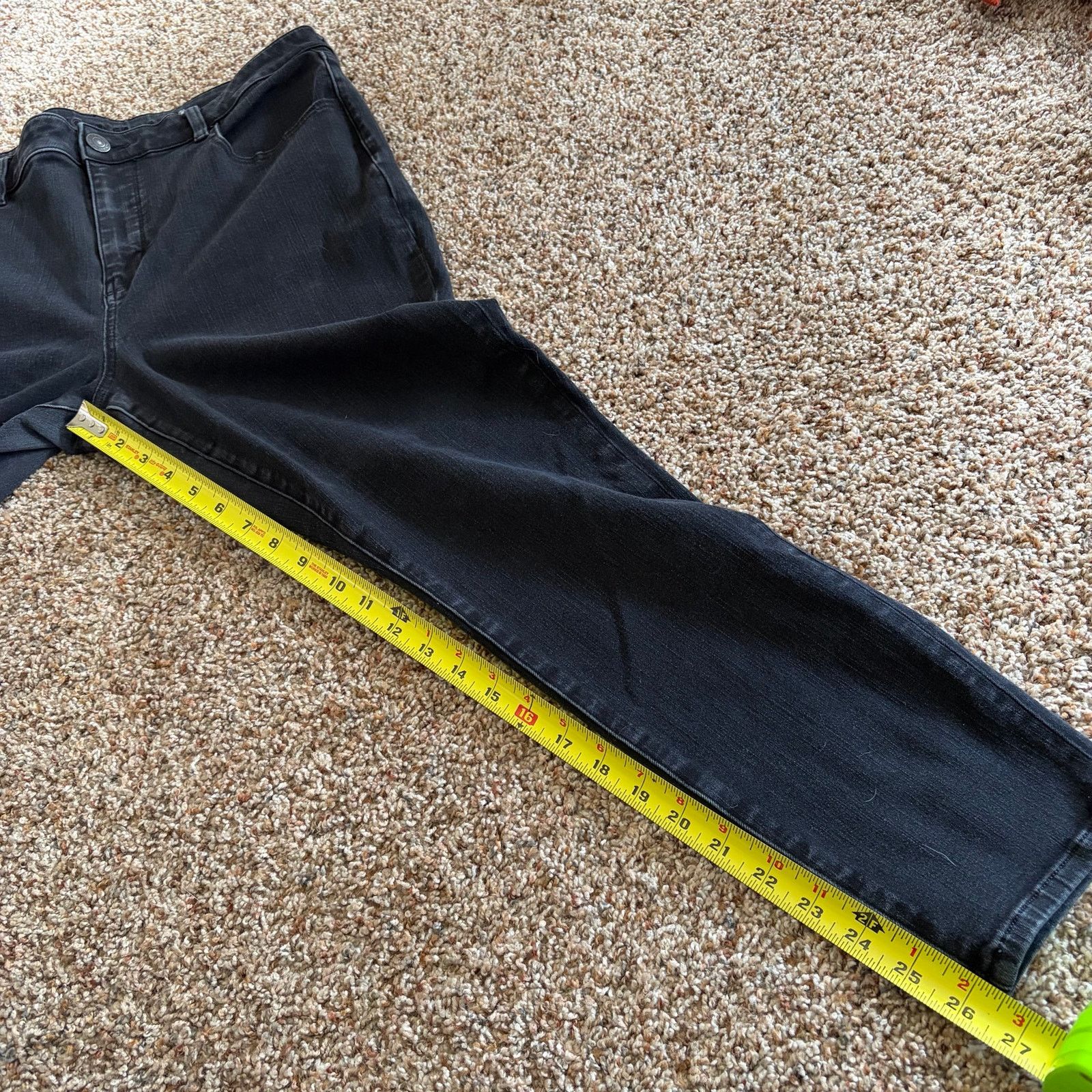 American Eagle Outfitters American Eagle Jeans Womens 18 Black Hi Rise Jegging Size 40" / US 18 - 7 Thumbnail