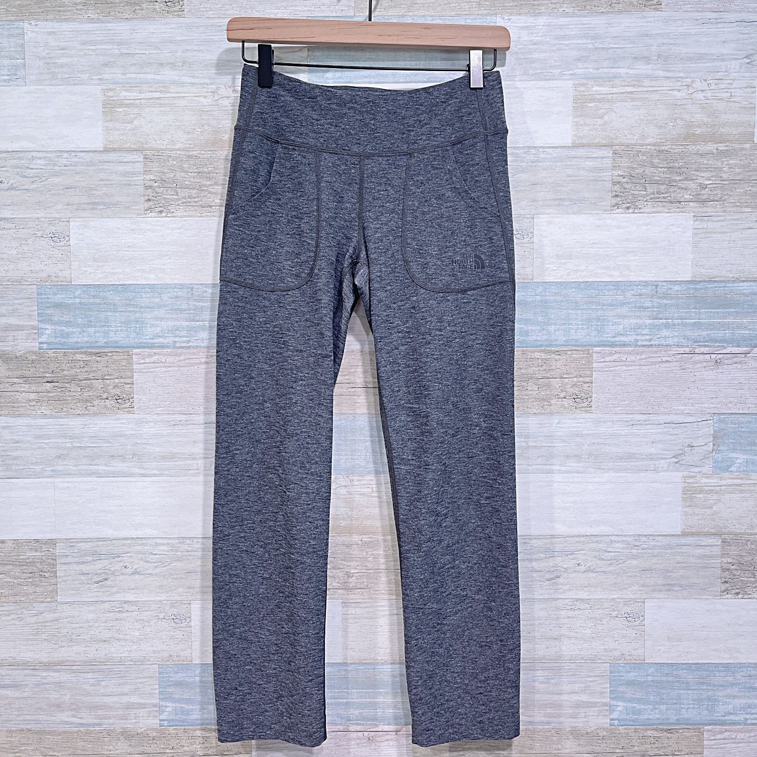 The North Face The North Face FlashDry Straight Leg Leggings Gray Pockets S Size 27" / US 4 / IT 40 - 1 Thumbnail