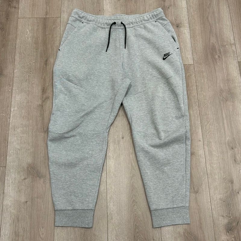 Nike Nike Tech Fleece Jogger Pants XL Grey Heather B3 Size US 34 / EU 50 - 1 Thumbnail