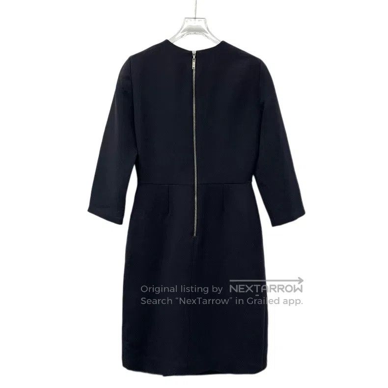 Louis Vuitton Louis Vuitton Long Sleeve Dress with Black logo Metallic B Size XS / US 0-2 / IT 36-38 - 2 Thumbnail