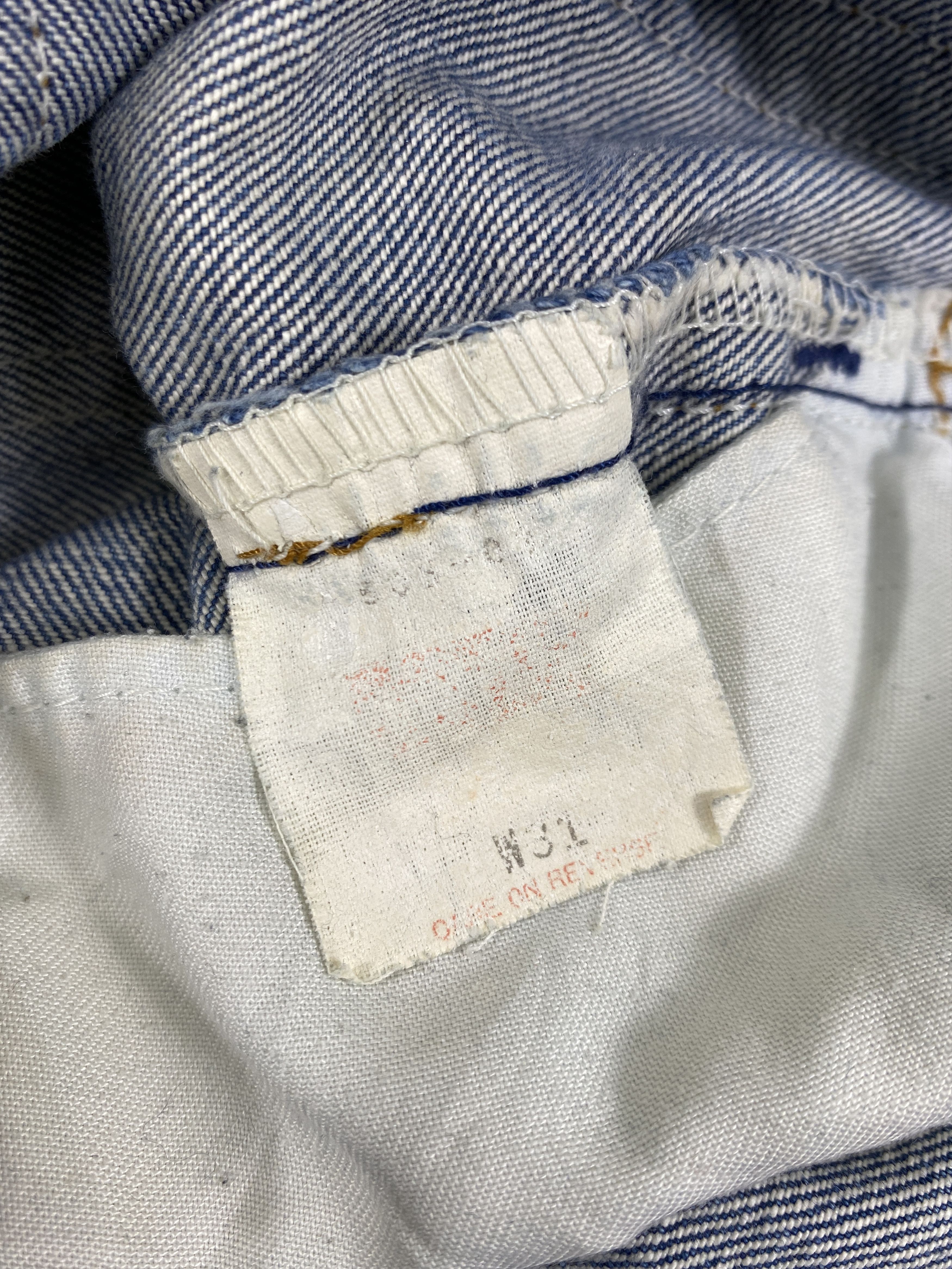 Levi's Distressed Blue Vintage Levi's 505 Jeans 30x31 Denim- JN3529 Size US 30 / EU 46 - 9 Thumbnail