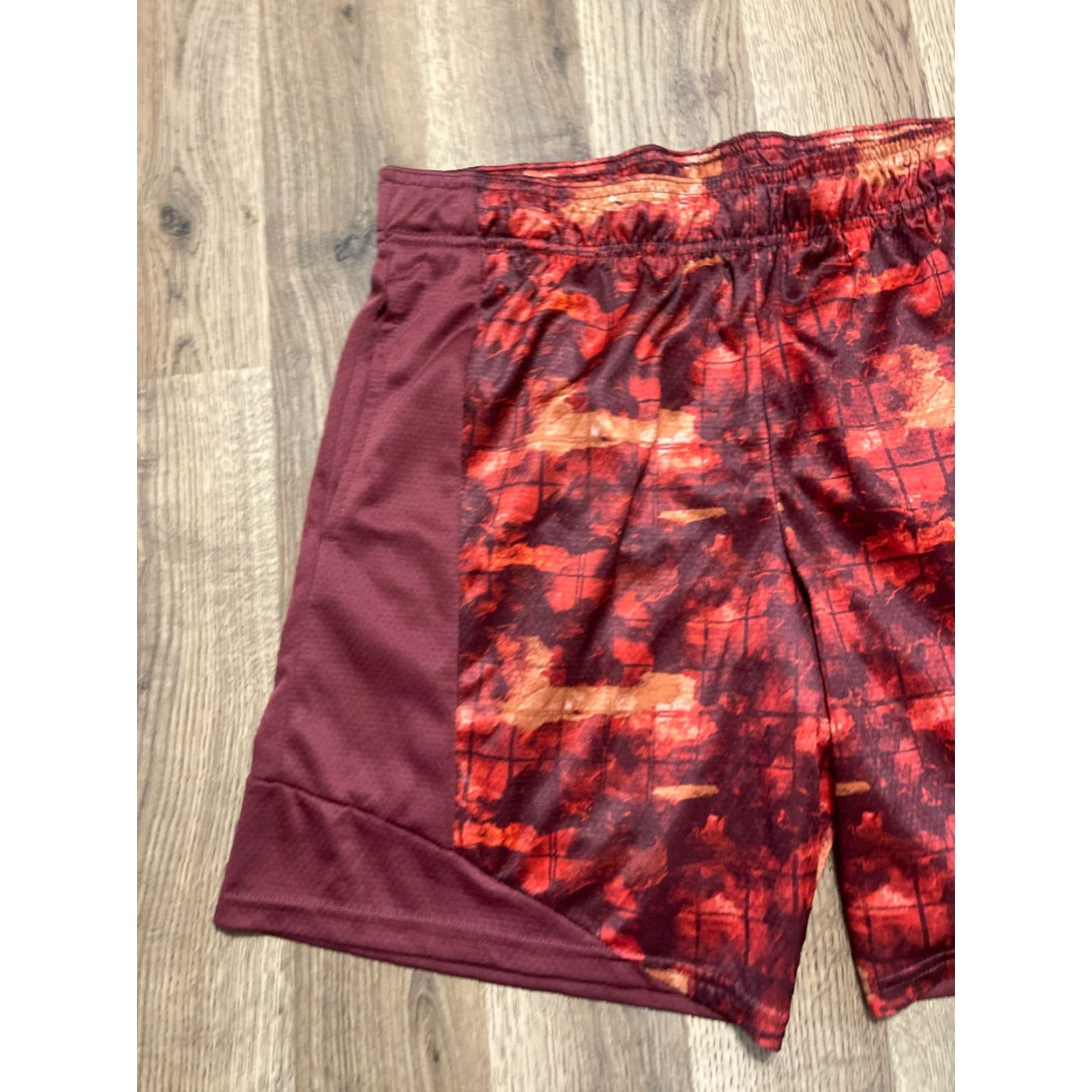 Vintage All In Motion Shorts Mens Large Red Orange Black Athletic Wear Basketball Regular 7in Inseam Mens Size US 33 - 3 Thumbnail