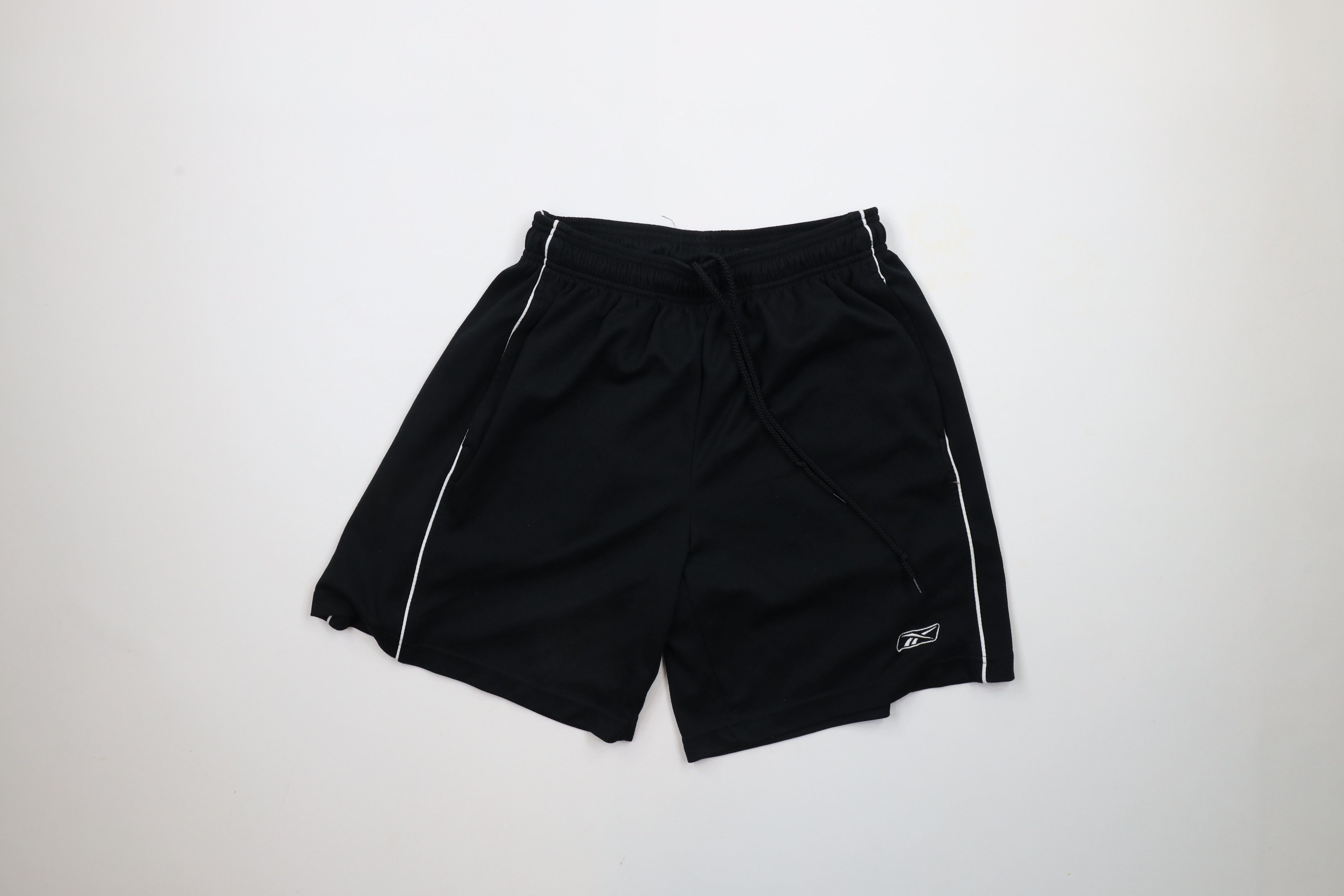 Reebok × Vintage Vintage 90s Reebok Logo Above Knee Heavyweight Shorts Black Size US 32 / EU 48 - 1 Thumbnail