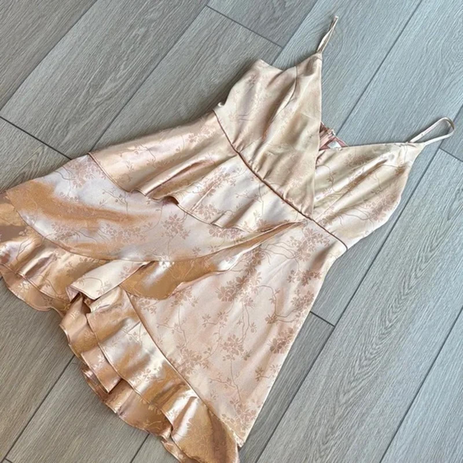 Designer Altar'd State Gold Floral Satin Ruffed Mini Dress L Size L / US 10 / IT 46 - 1 Thumbnail