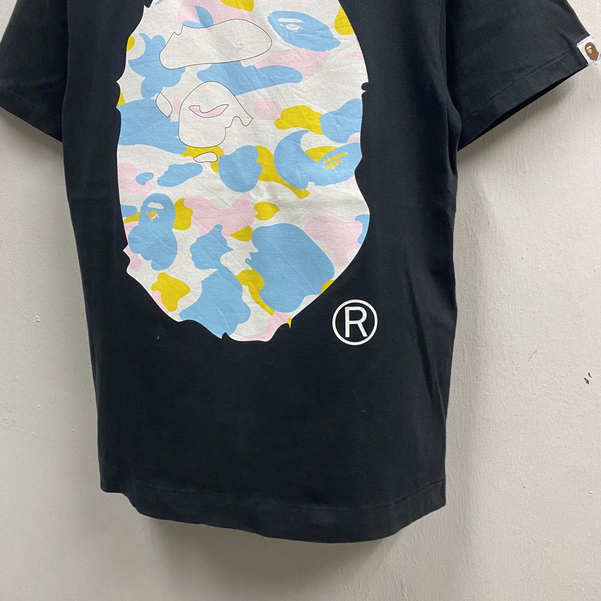 Bape VINTAGE‼️Cotton Candy Camo Ape Head Tee Size US M / EU 48-50 / 2 - 4 Thumbnail