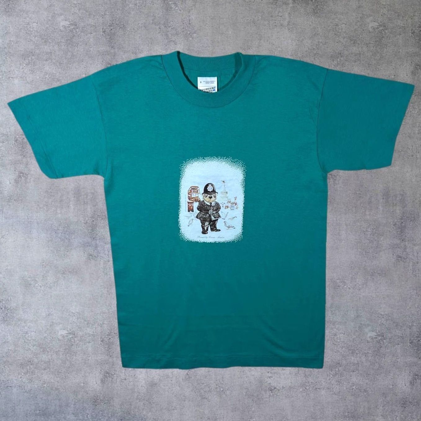 Vintage VINTAGE Screen Stars T-Shirt Graphic Print London Bulldog Police Souvenir Turquoise Small Mens 1997 Piccadilly Circus Century 90s Size US S / EU 44-46 / 1 - 2 Thumbnail