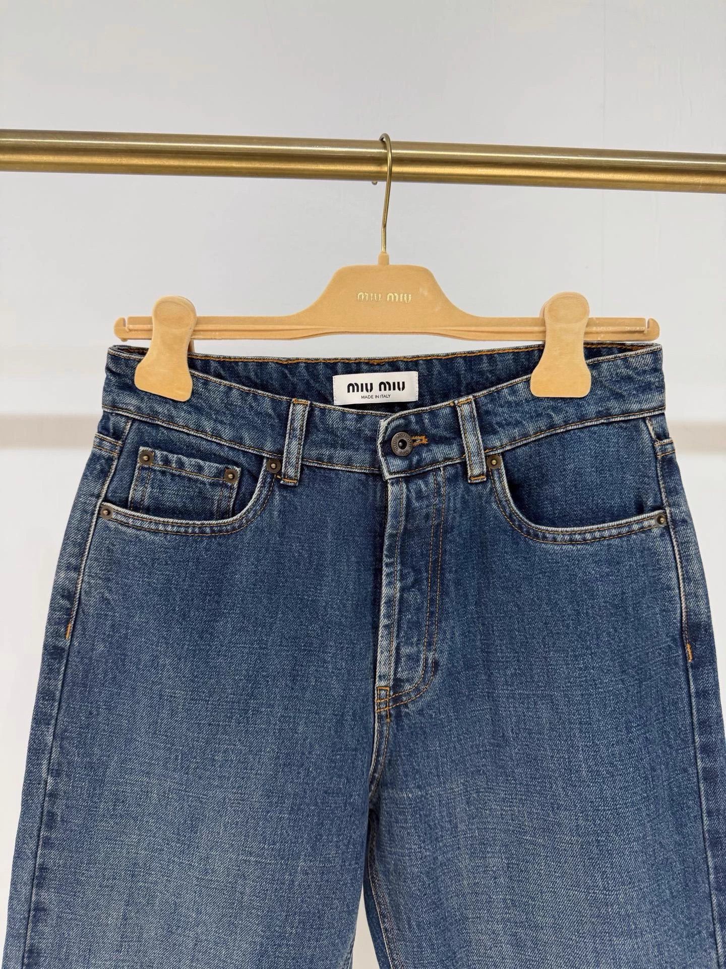 Miu Miu MIU MIU 25 New Classic 5 Pocket Logo Jeans 99% New Size 25" / US 0 / IT 36 - 2 Thumbnail