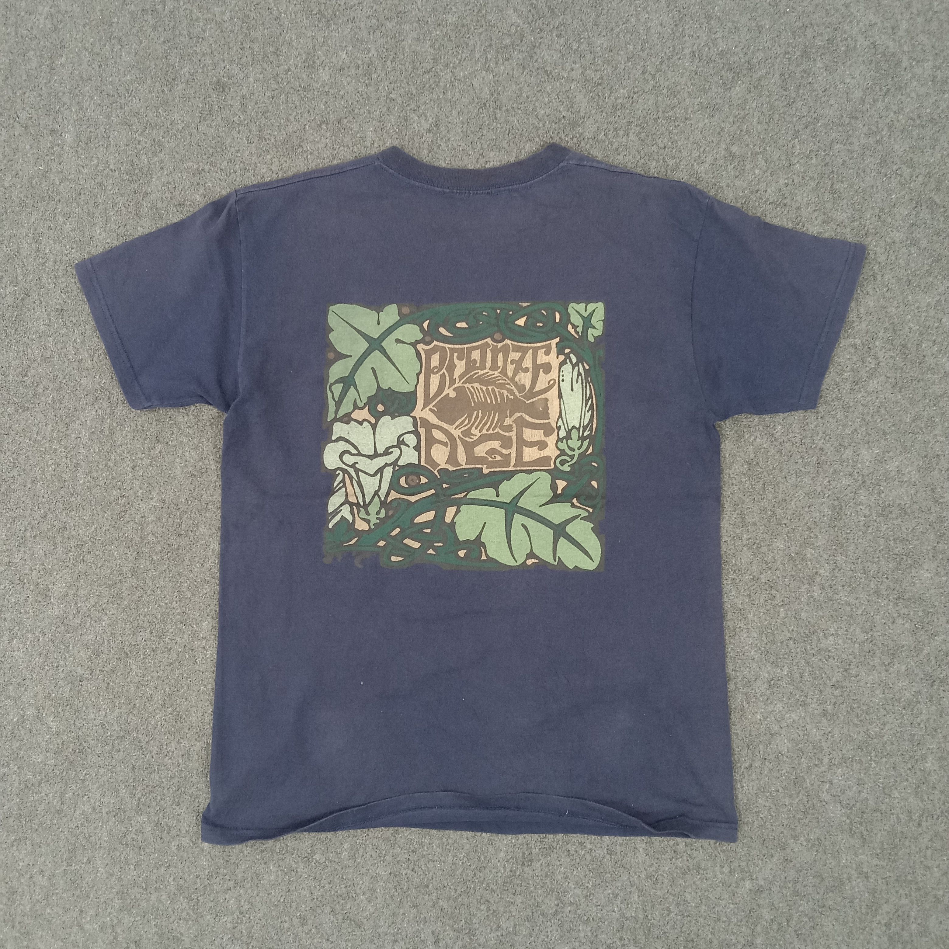 Vintage Bronze Age American Surf Style Tshirt Size US L / EU 52-54 / 3 - 1 Thumbnail