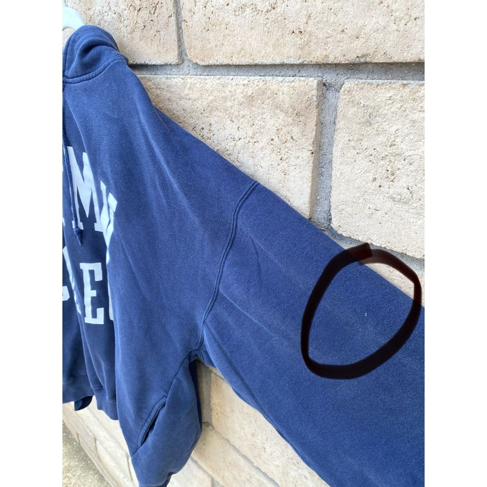 Vintage VINTAGE Gear For Sports Whitman College Hoodie Sweatshirt Navy Blue 2XL Mens Pullover Hooded Graphic Print Pockets Size US XXL / EU 58 / 5 - 5 Thumbnail